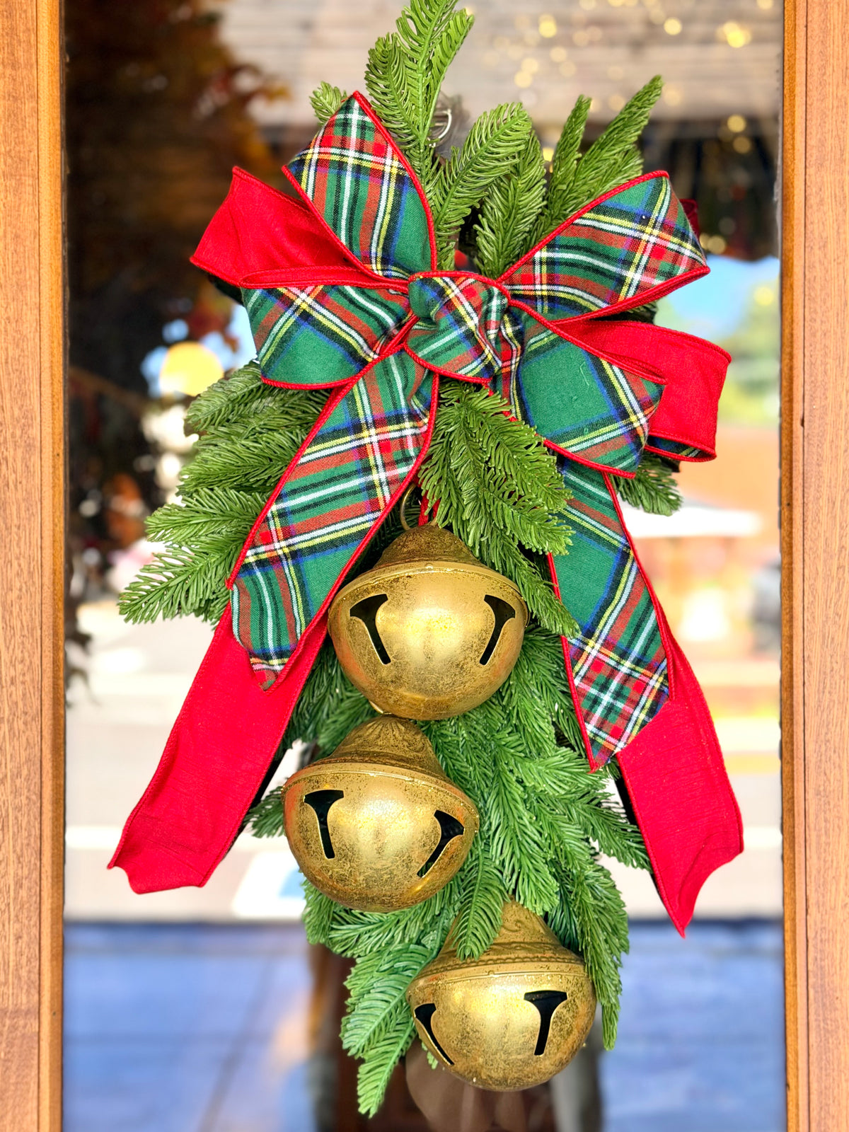 Christmas Bells Are Ringing Swag