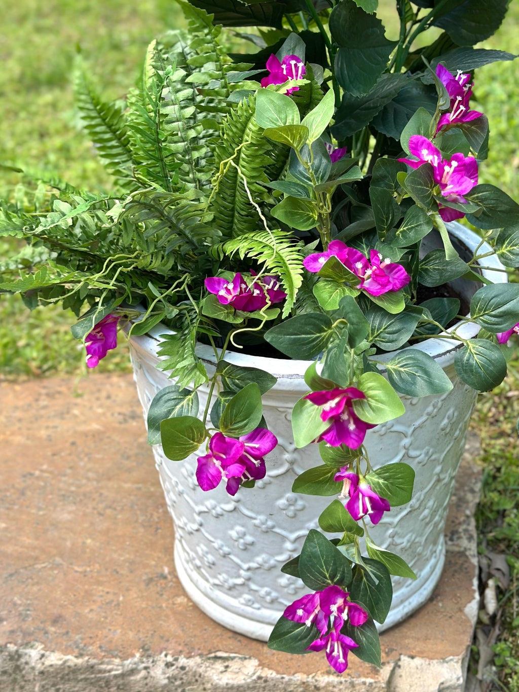 25" UV-Rated Hanging Bougainvillea Plant