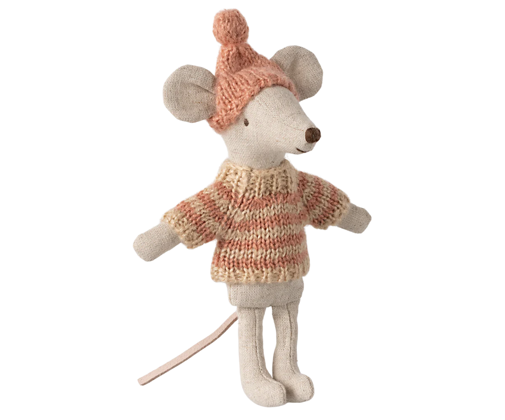 Knitted Sweater & Hat, Big Sister Mouse