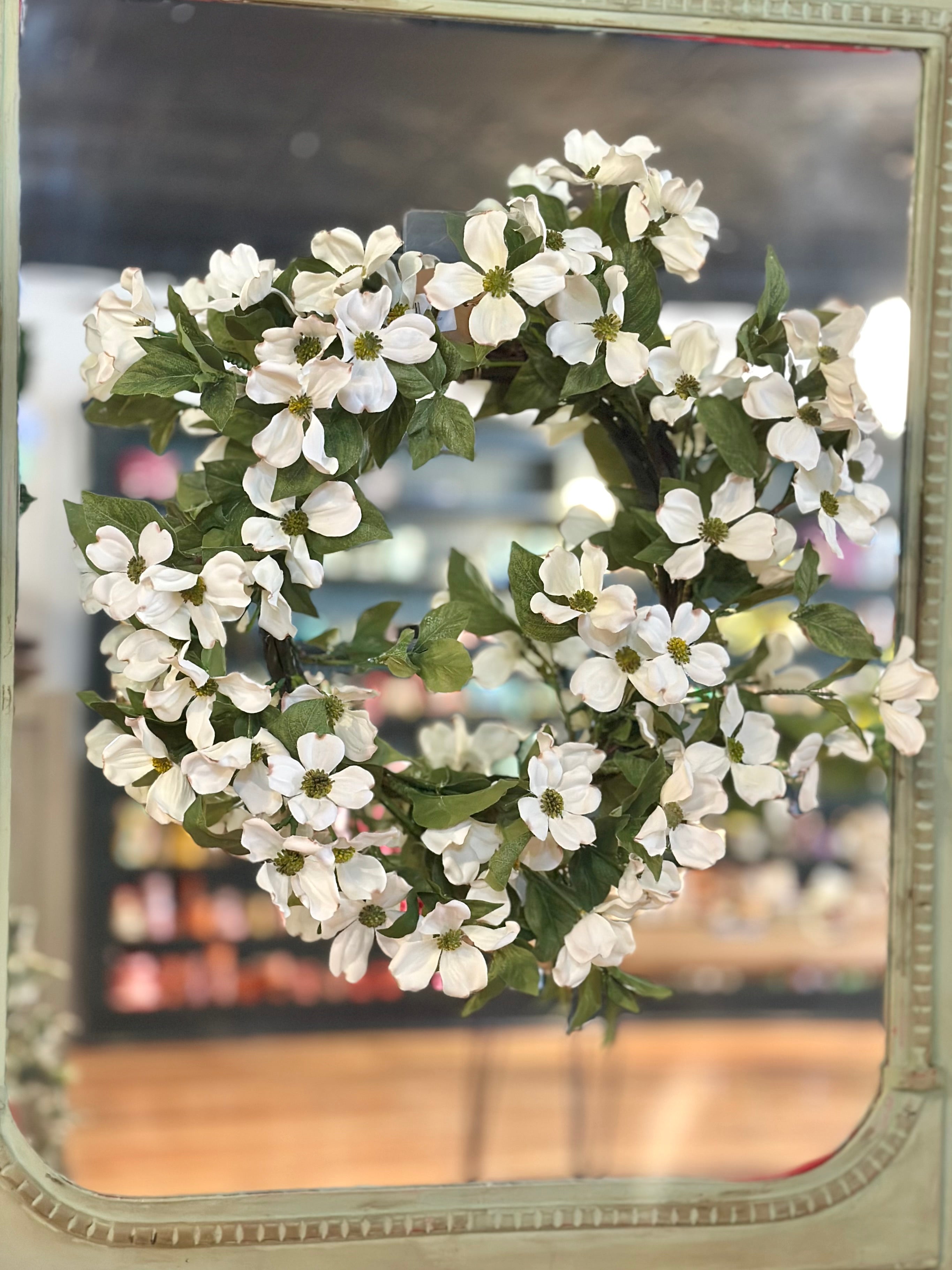 20" NORTH AMERICAN DOGWOOD WREATH