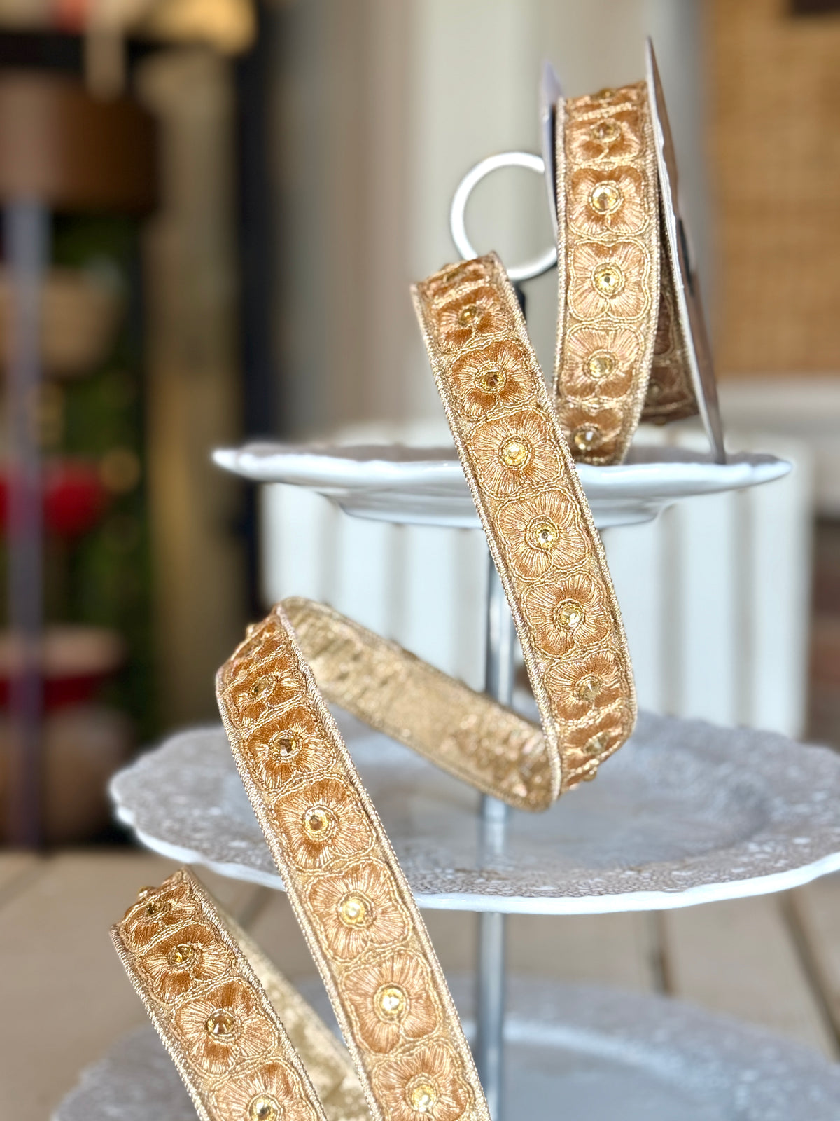 1” Fleurish, Antique Gold, SOLD BY THE YARD
