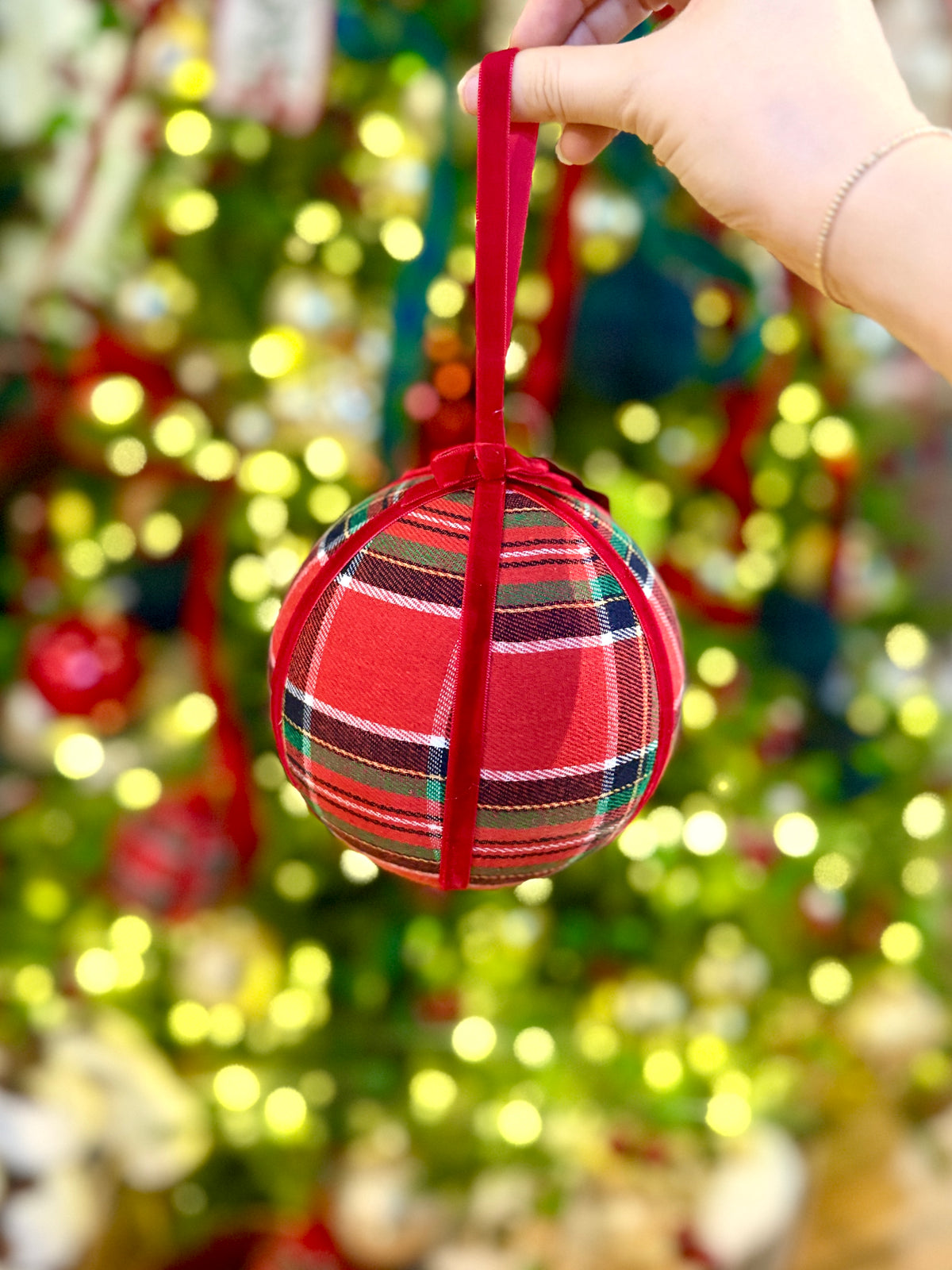 6" PLAID VELVET BALL ORNAMENT
