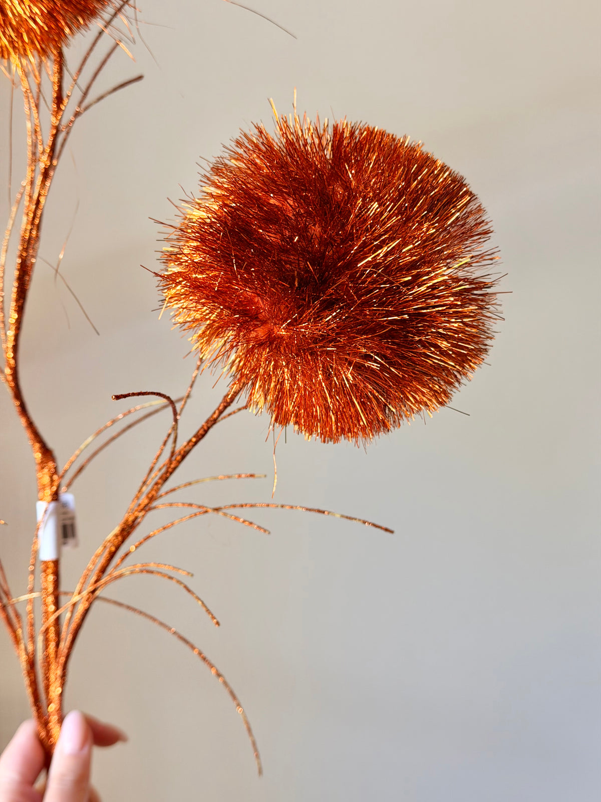 35" GLITTER POMPOM SPRAY X3