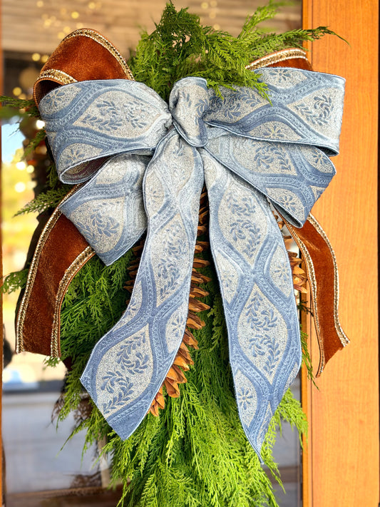Laurel Tapestry Bow & Swag