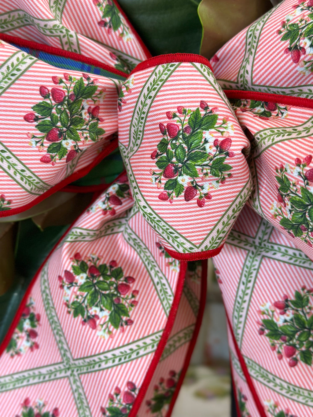 Pick of the Patch Bow