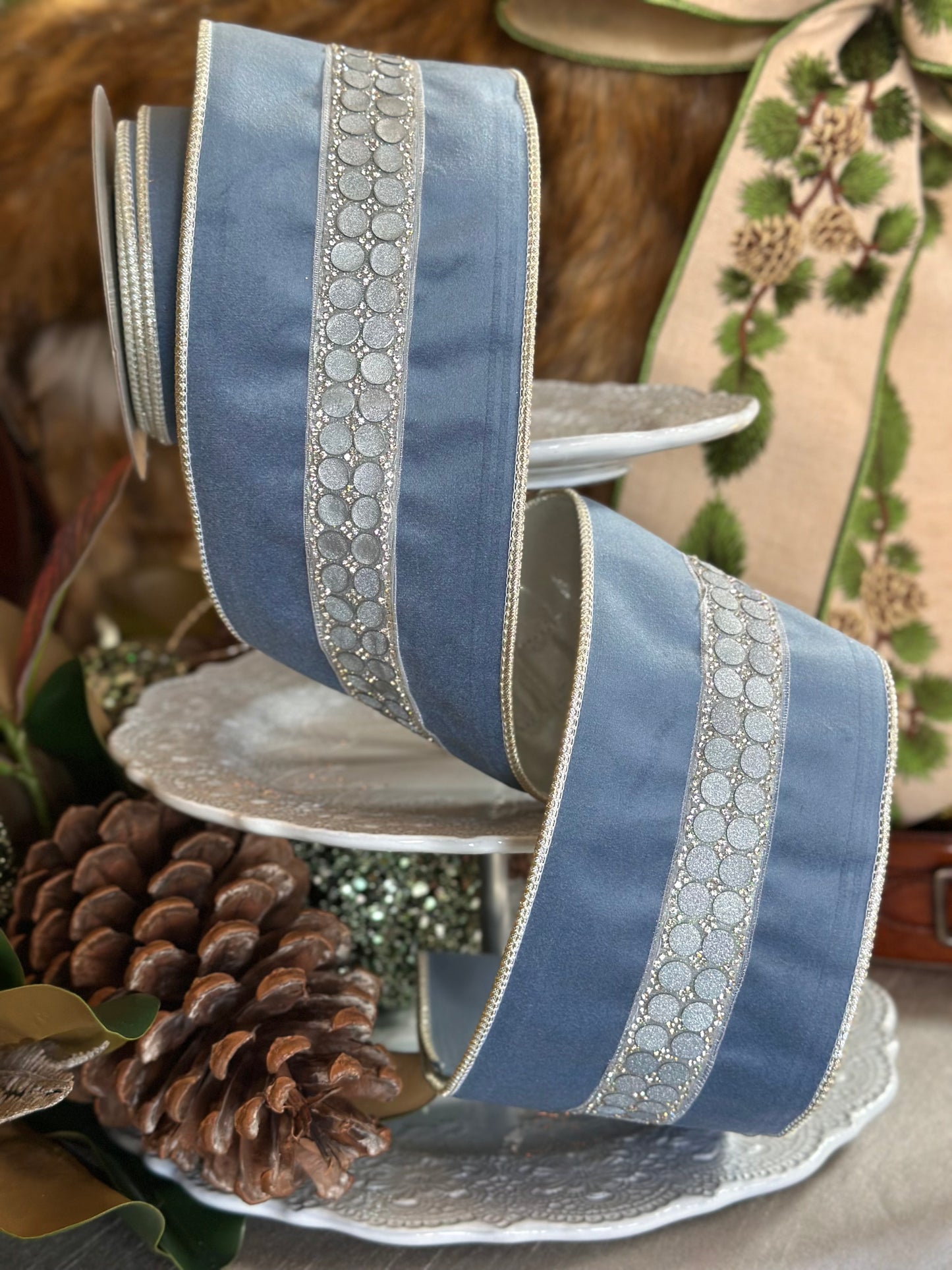 4" Jeweled Bubble w/Velvet Ribbon