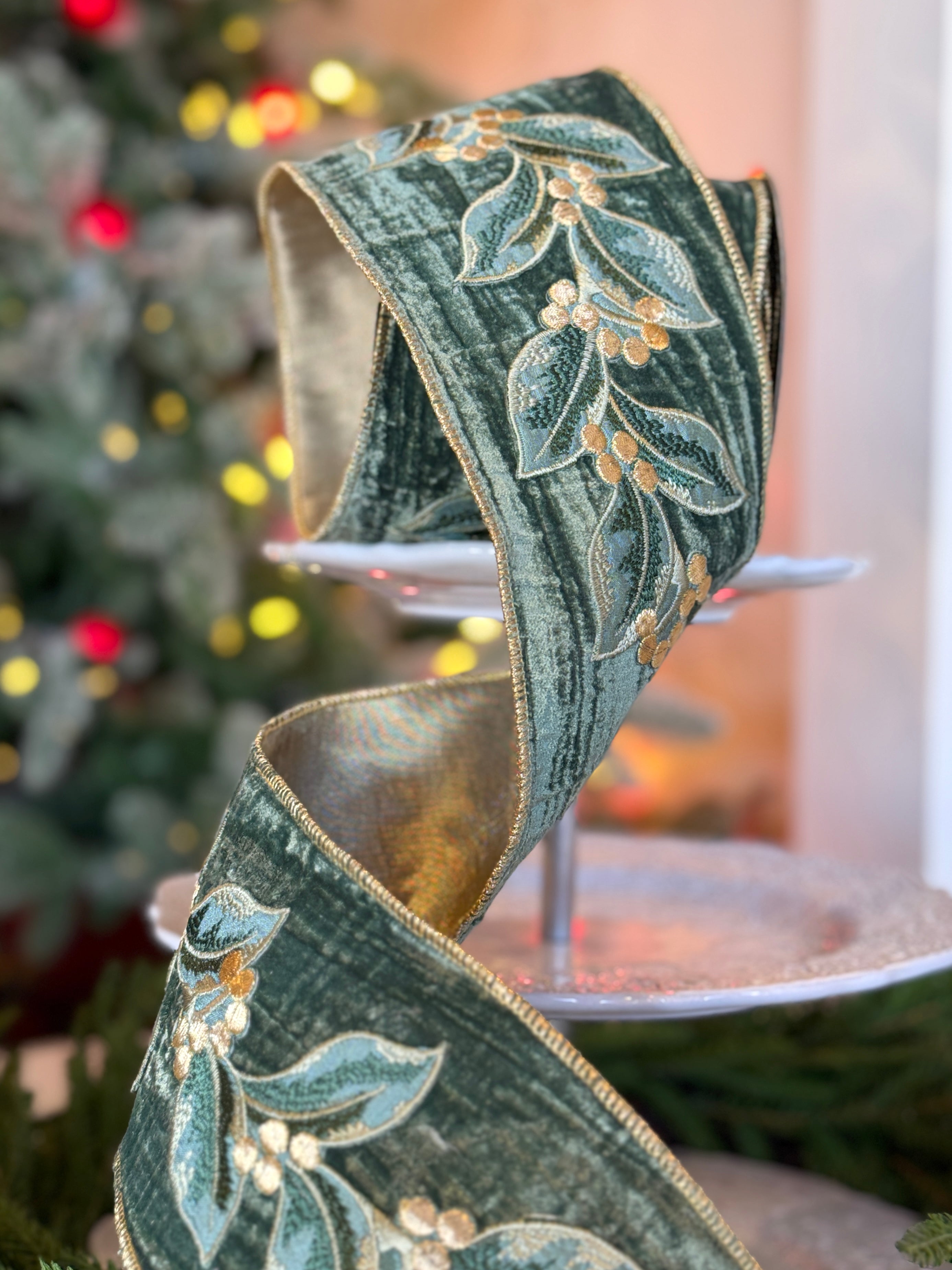 4" Velvet Embroidery Bay Leaf, Cottage Green