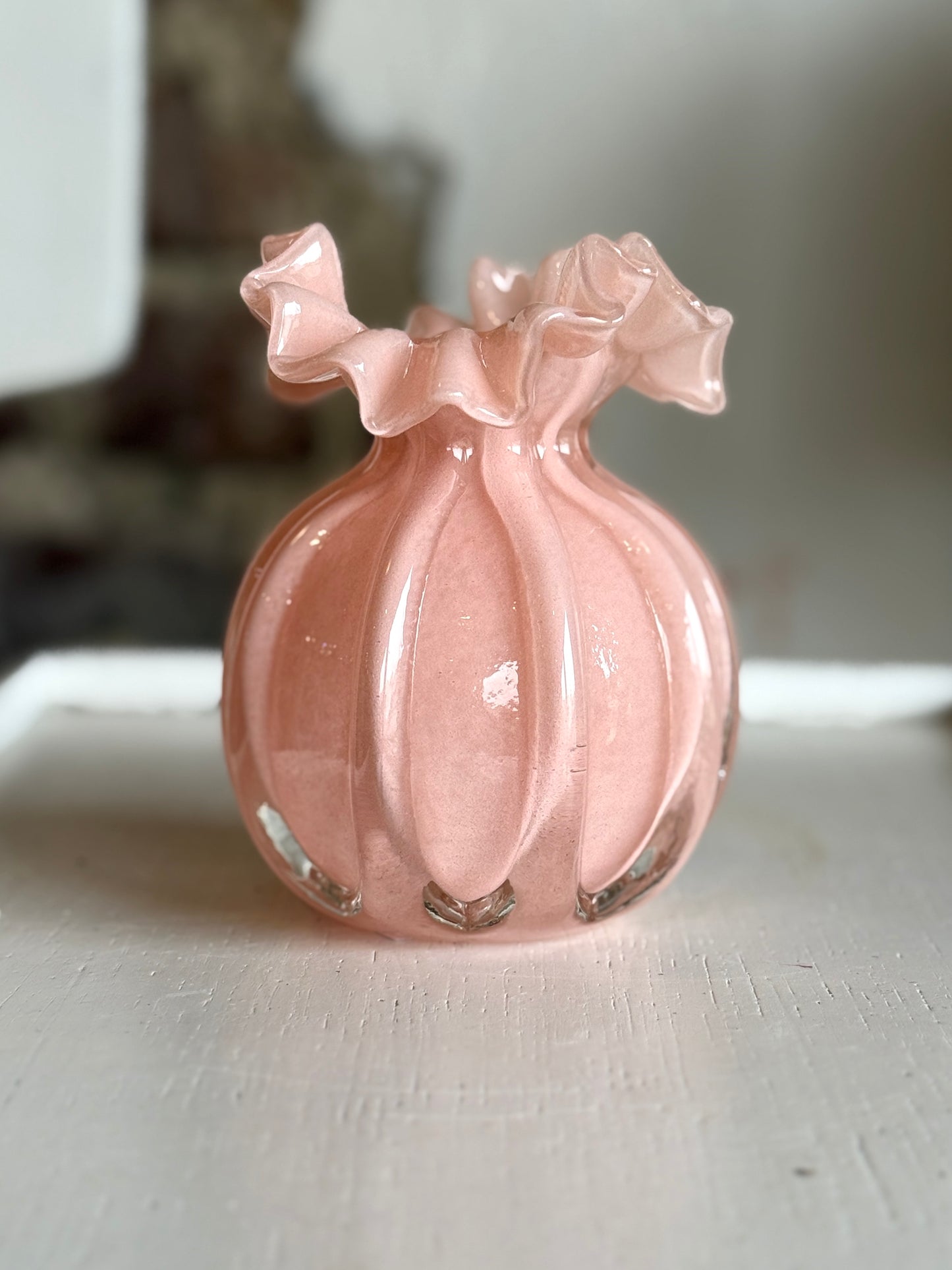 4.25" Pale Pink Ruffle Vase