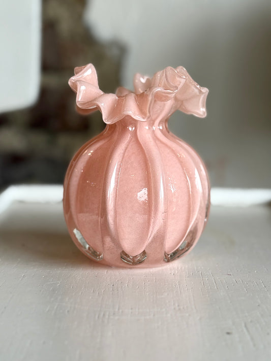 4.25" Pale Pink Ruffle Vase