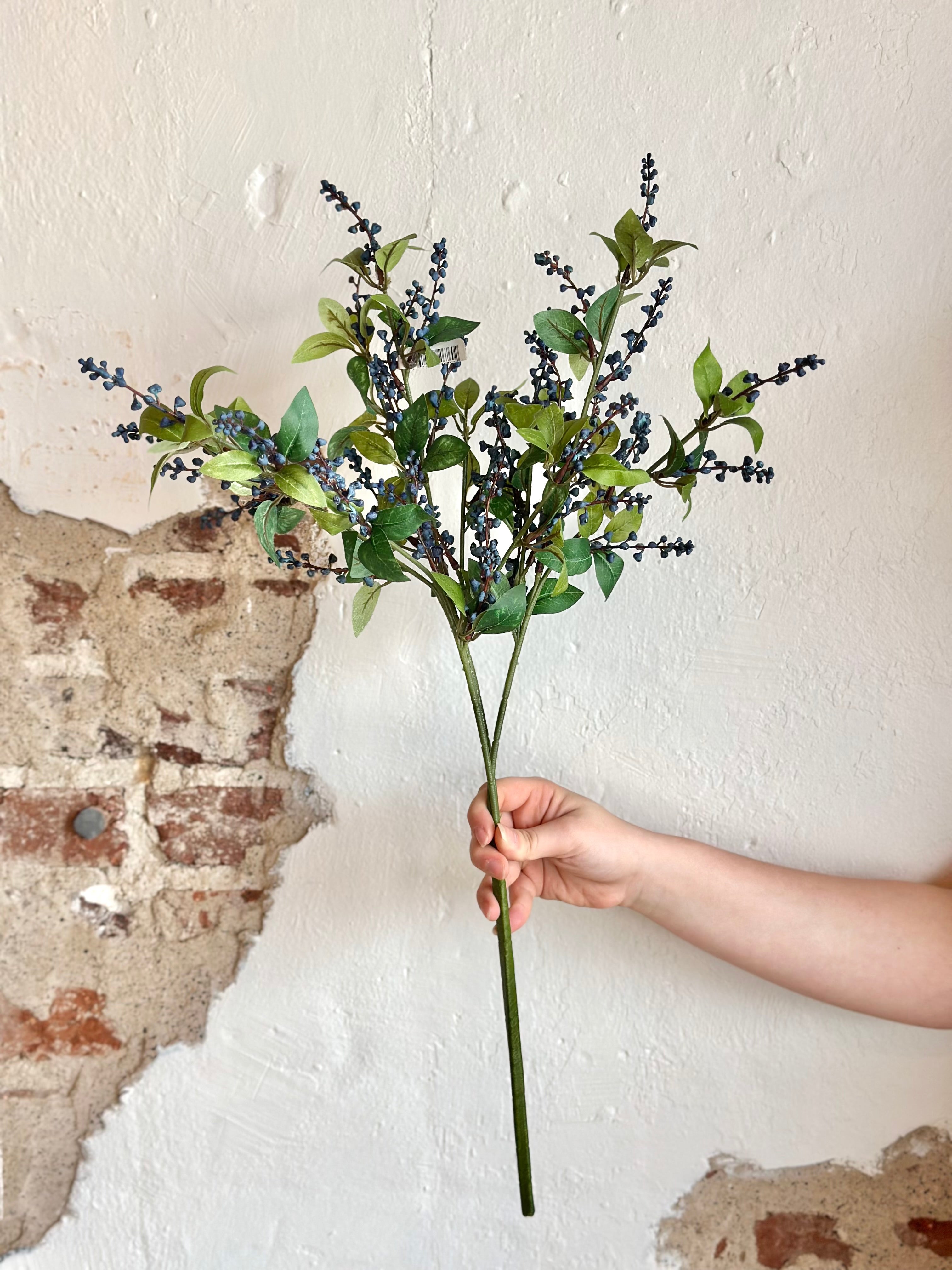 27” Berry Bush Blue