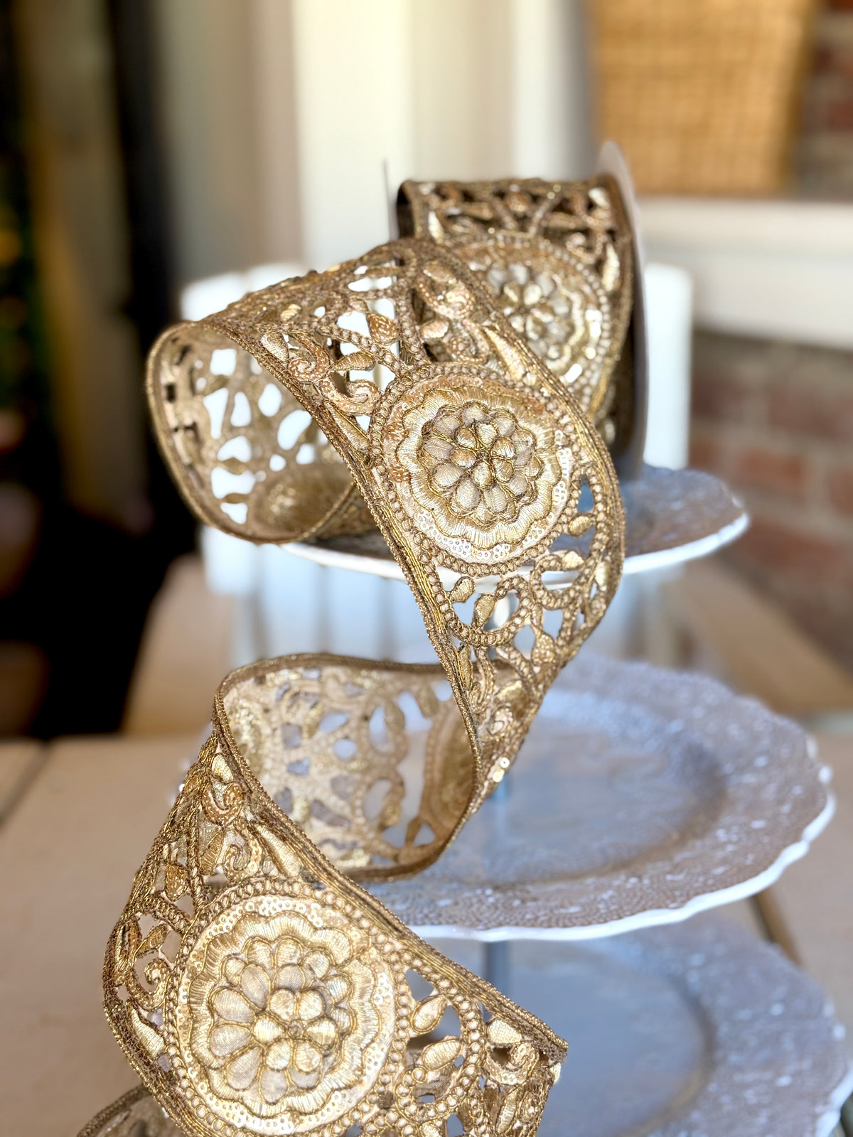 4” Medallion Lace, Antique Gold, SOLD BY THE YARD