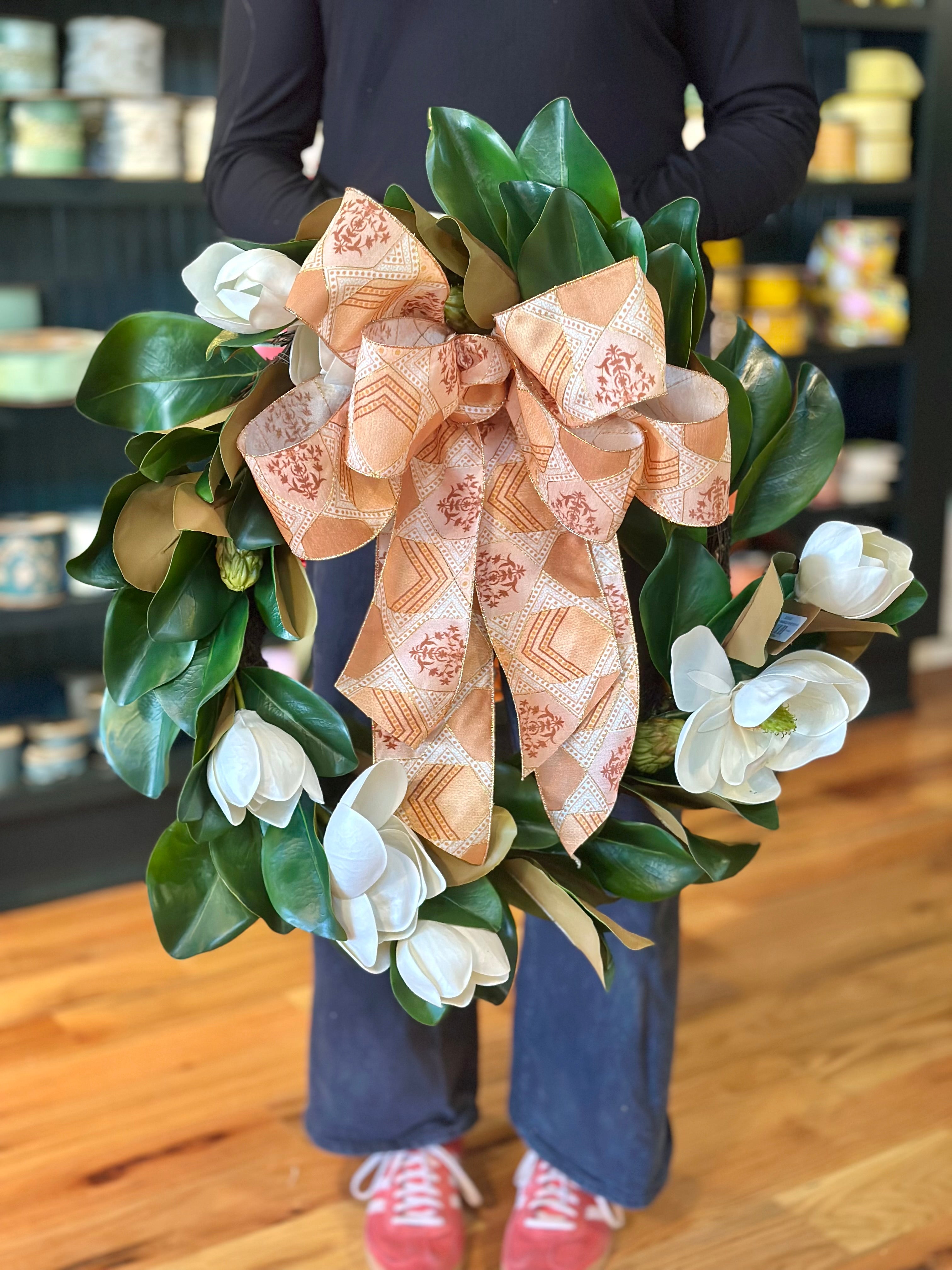 VERANDA MAGNOLIA WREATH