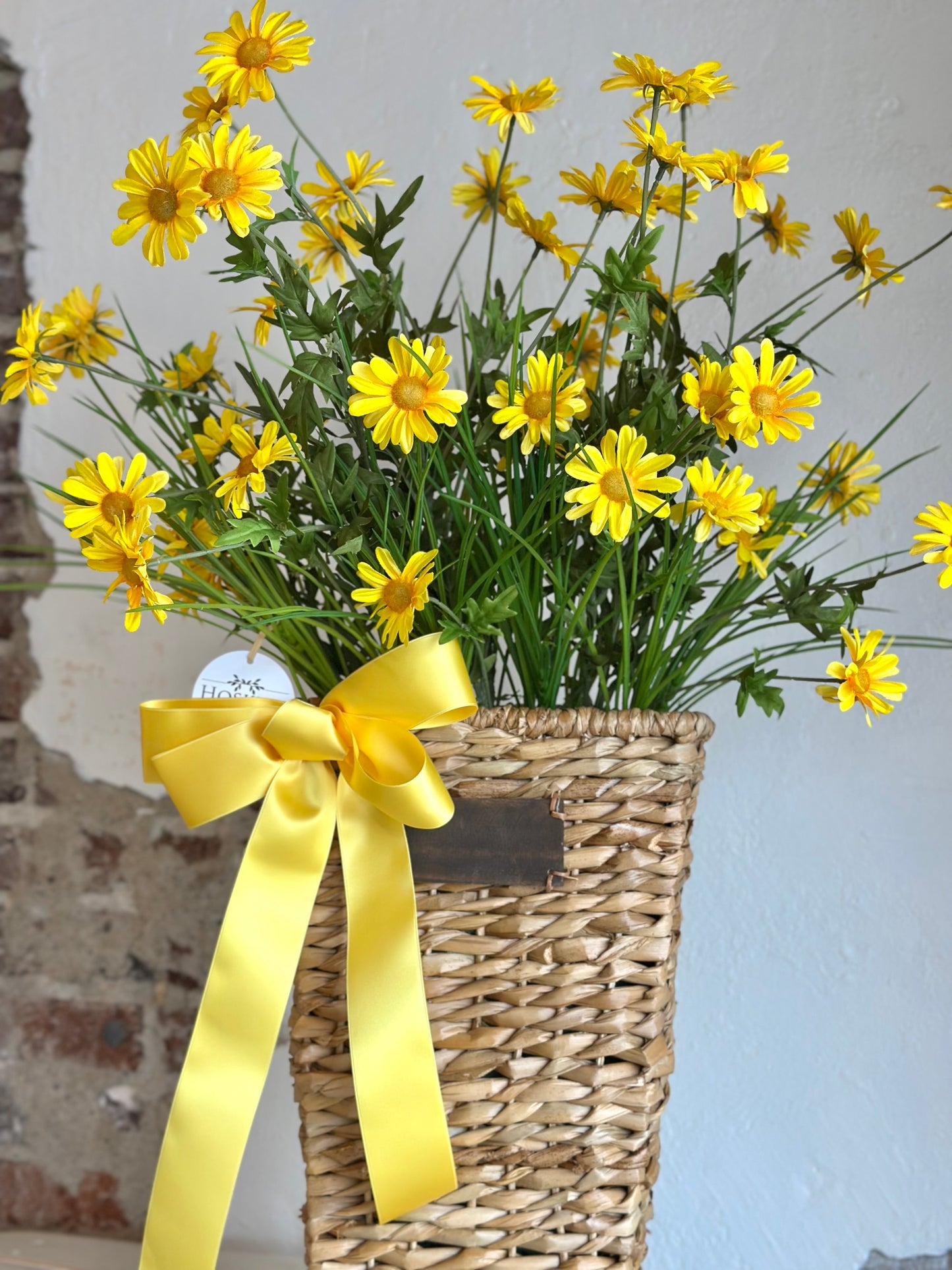 Daisy Wall Basket