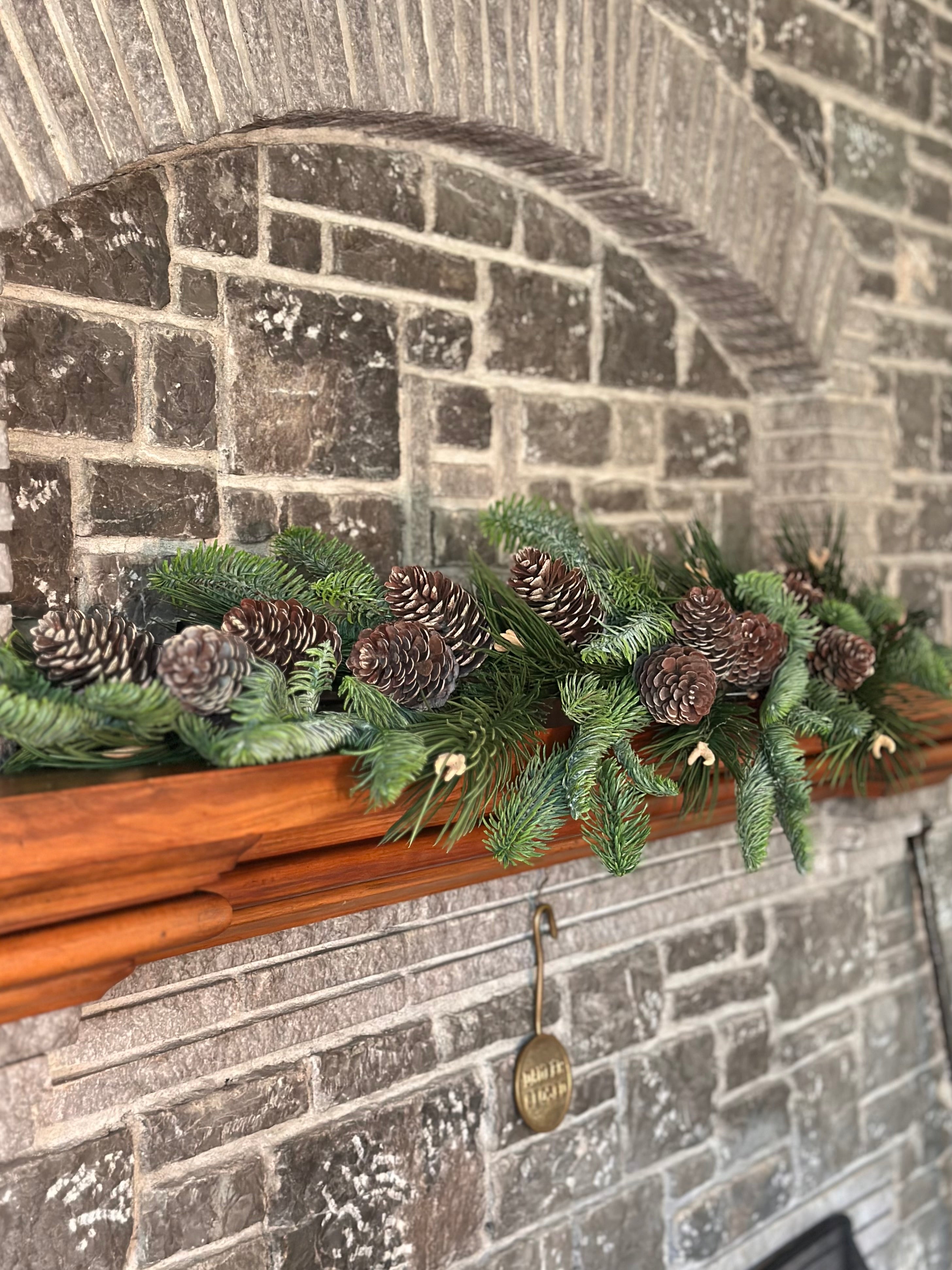 48" UV NORTHERN ROCKIES PINECONE GARLAND