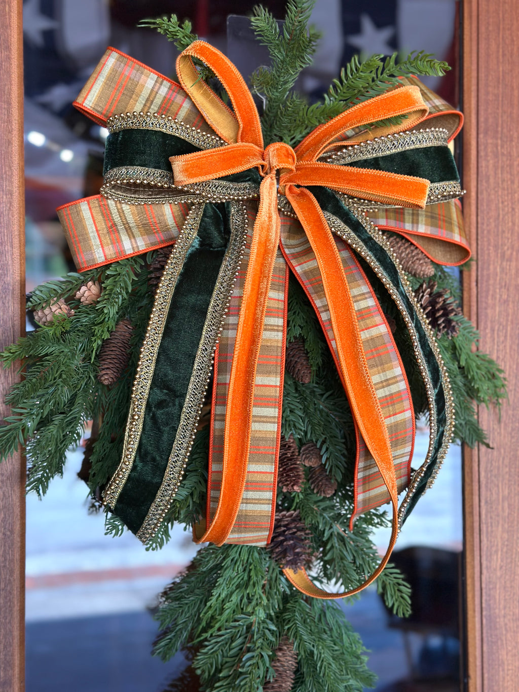 Noble Cedar and Bow Drop