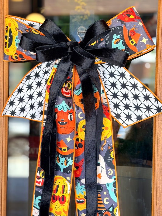 Monster Mash Bow Door Piece