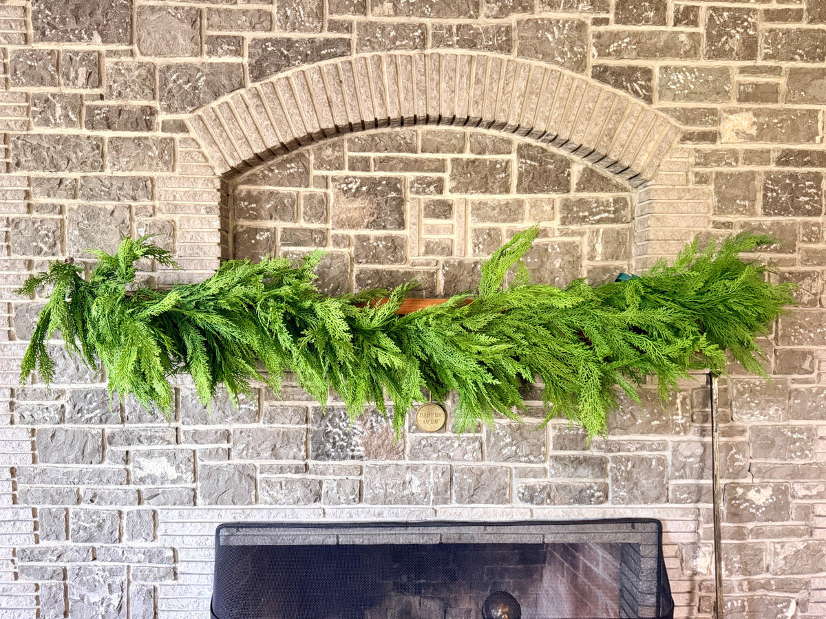 72" NATURAL TOUCH PREMIUM CEDAR GARLAND