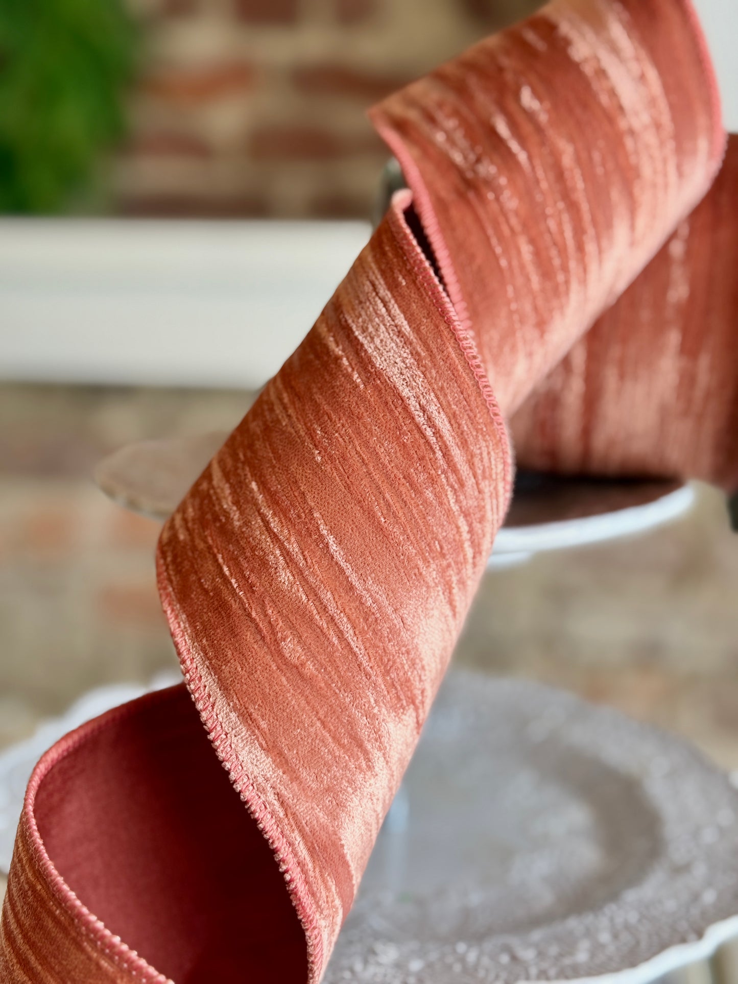 4" velvet vintage chic satin back, cinnamon rose