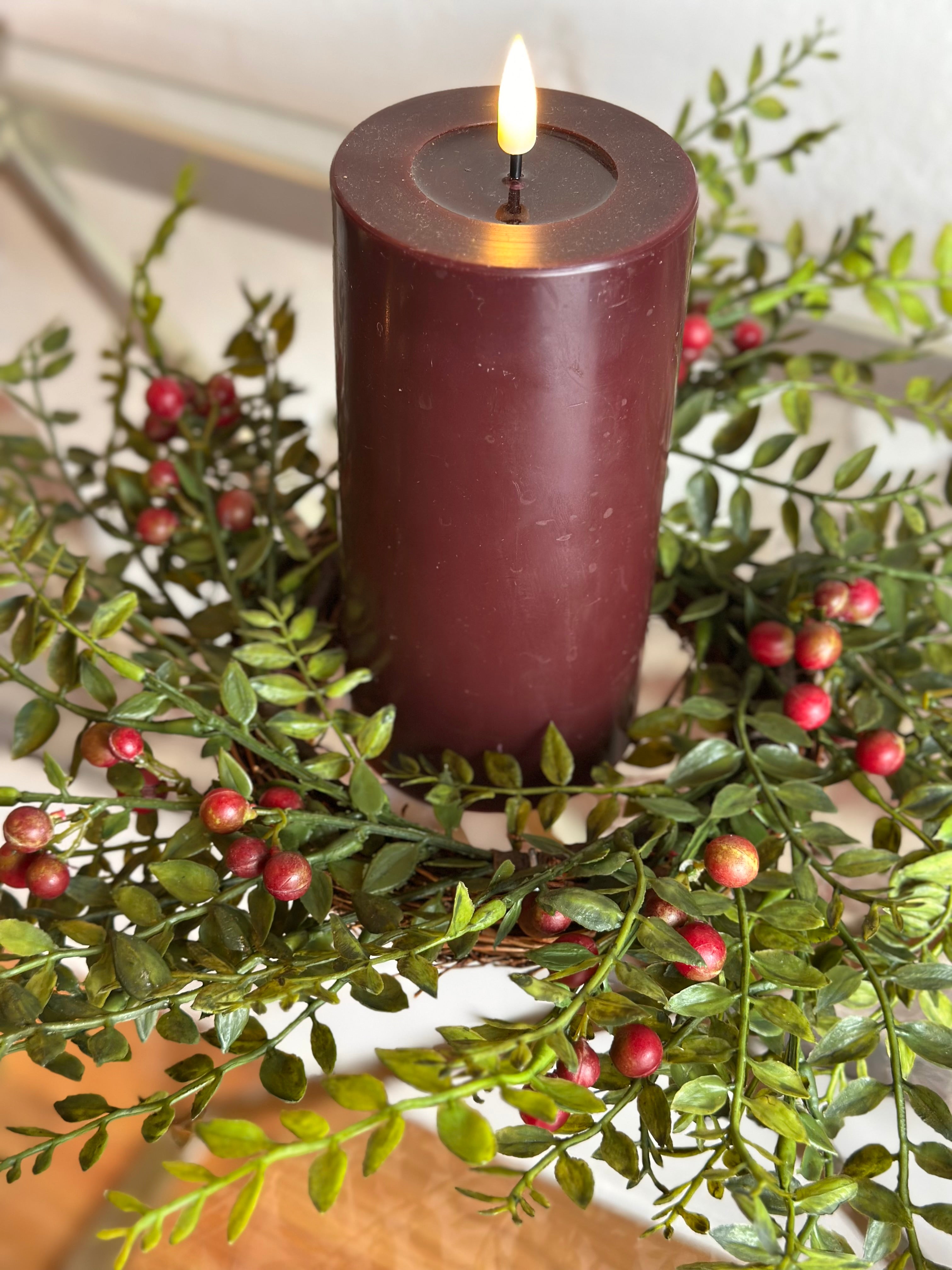 12" Nandina Berry Candle Ring