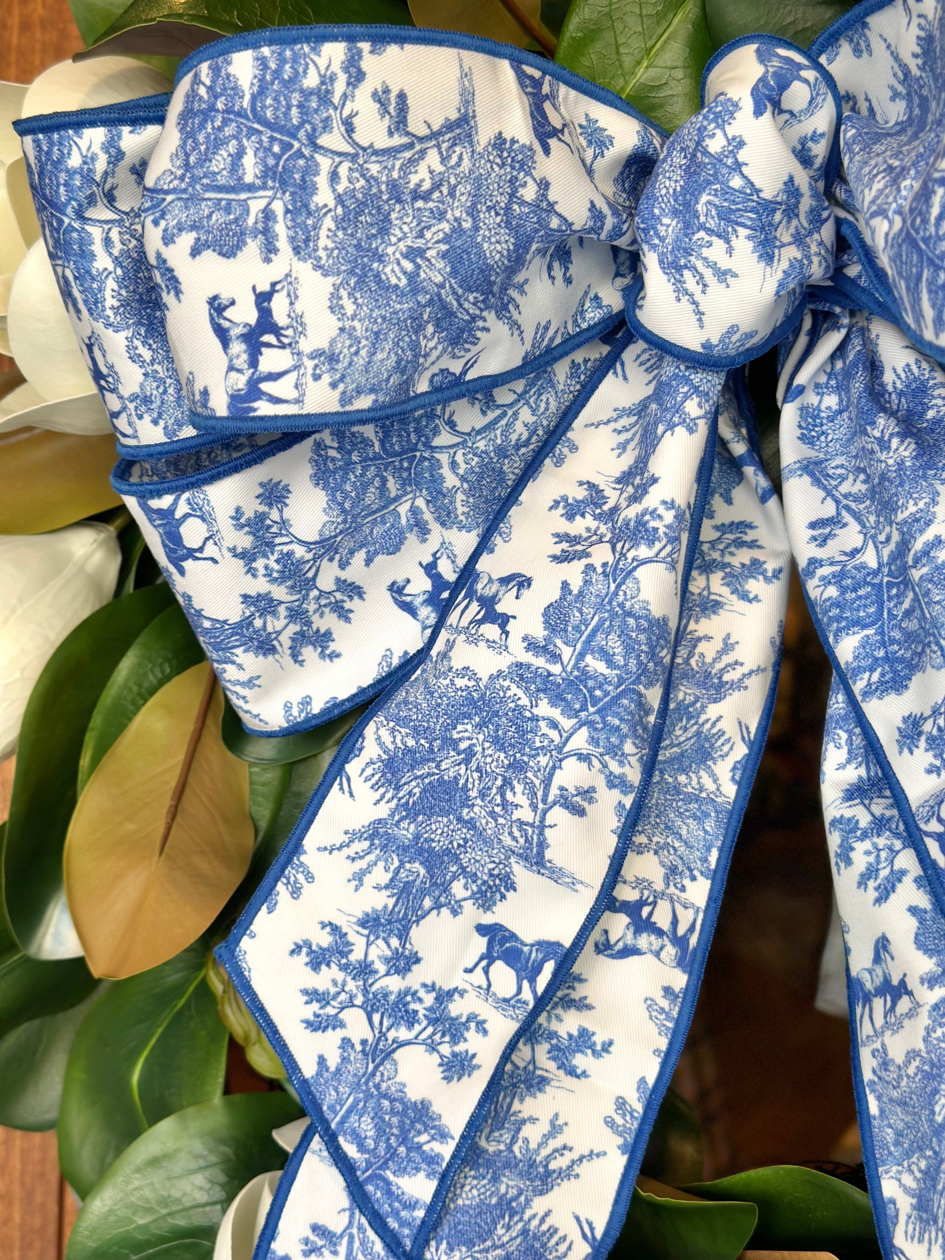 Toile de Jouy Bow