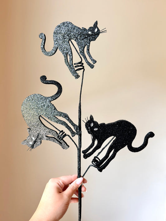29" SCARY GLITTER CAT SPRAY
