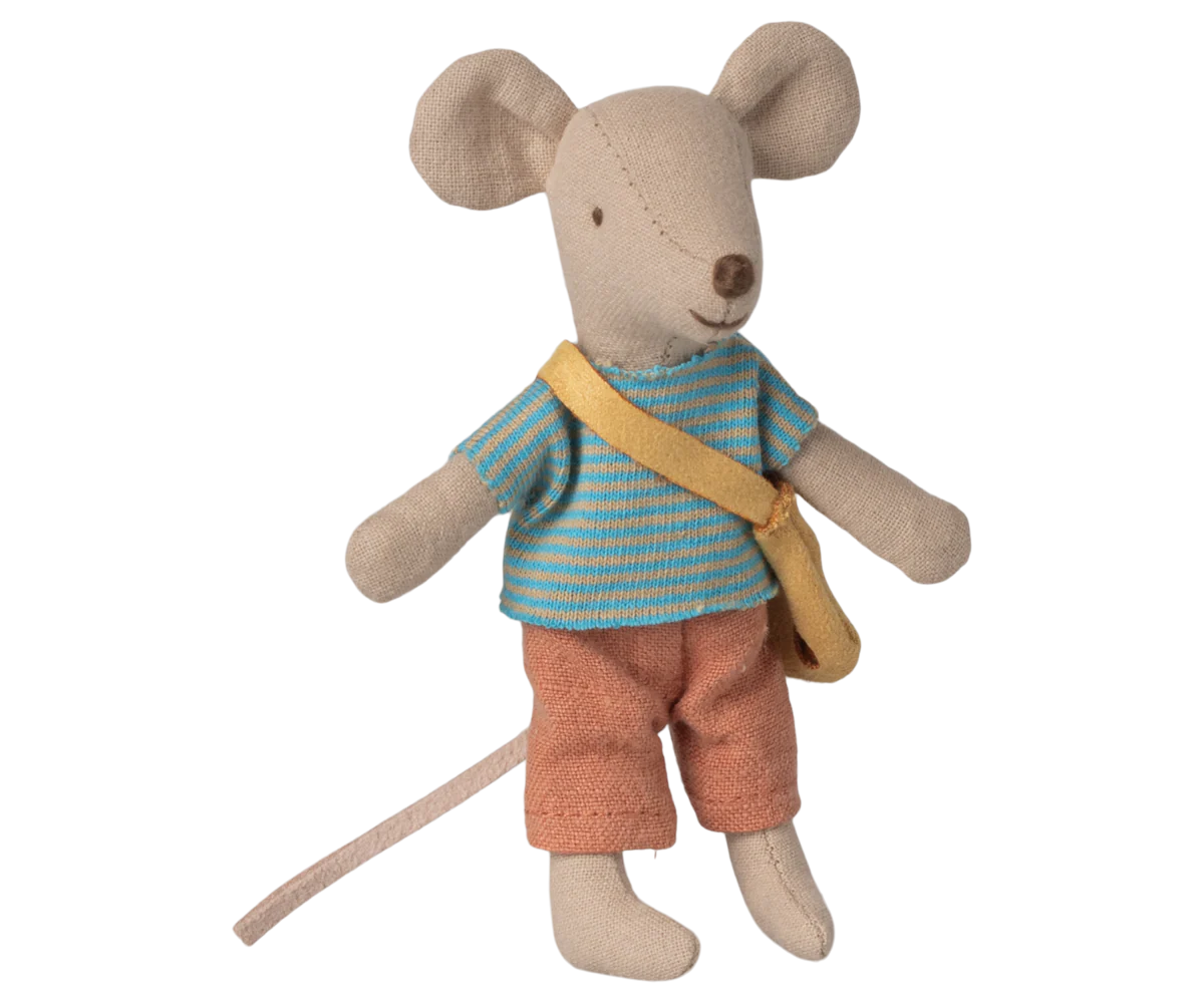 Maileg- Little brother mouse with bag