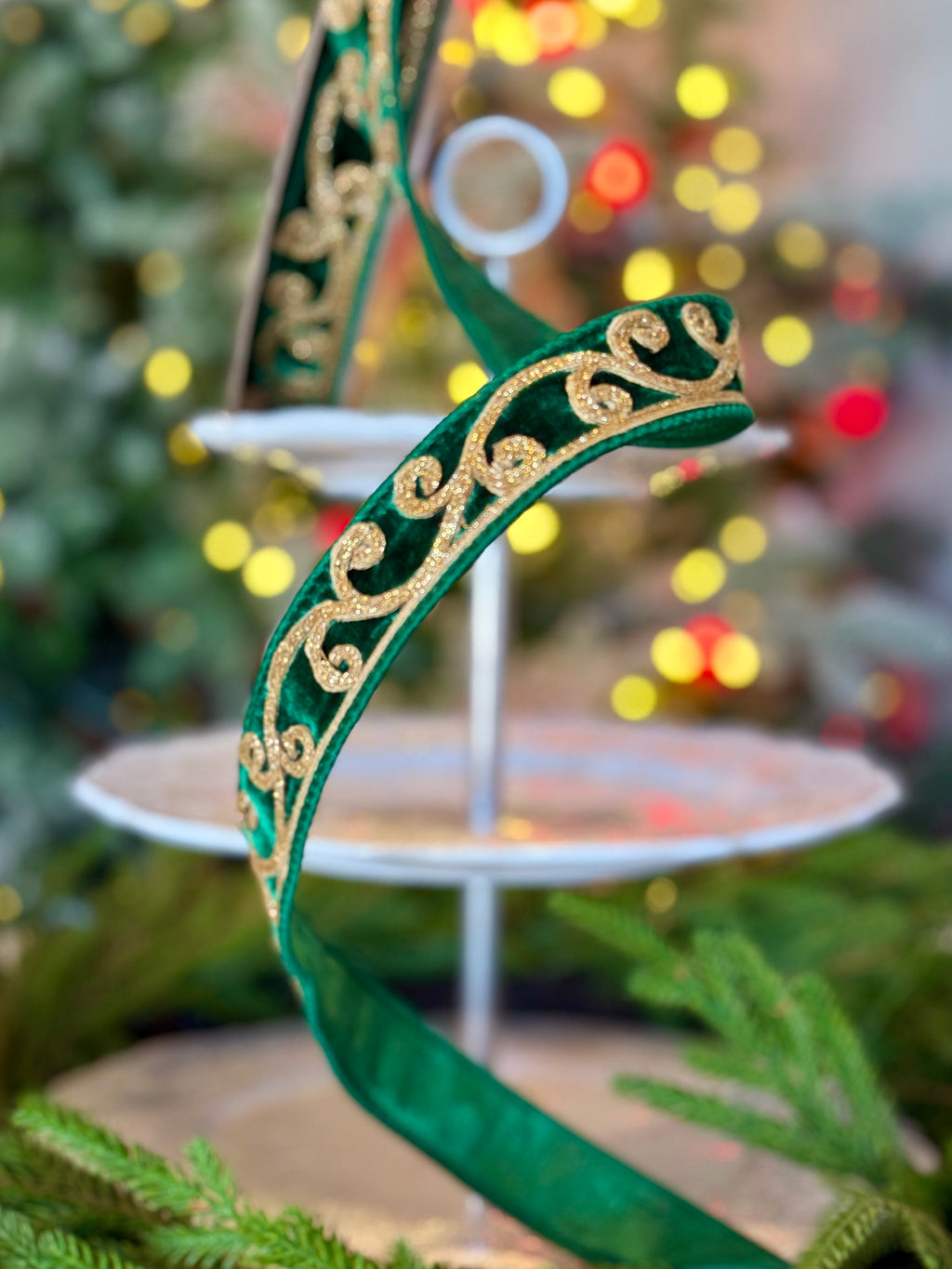1" Velvet Gold Glitter Scroll Trim, Emerald