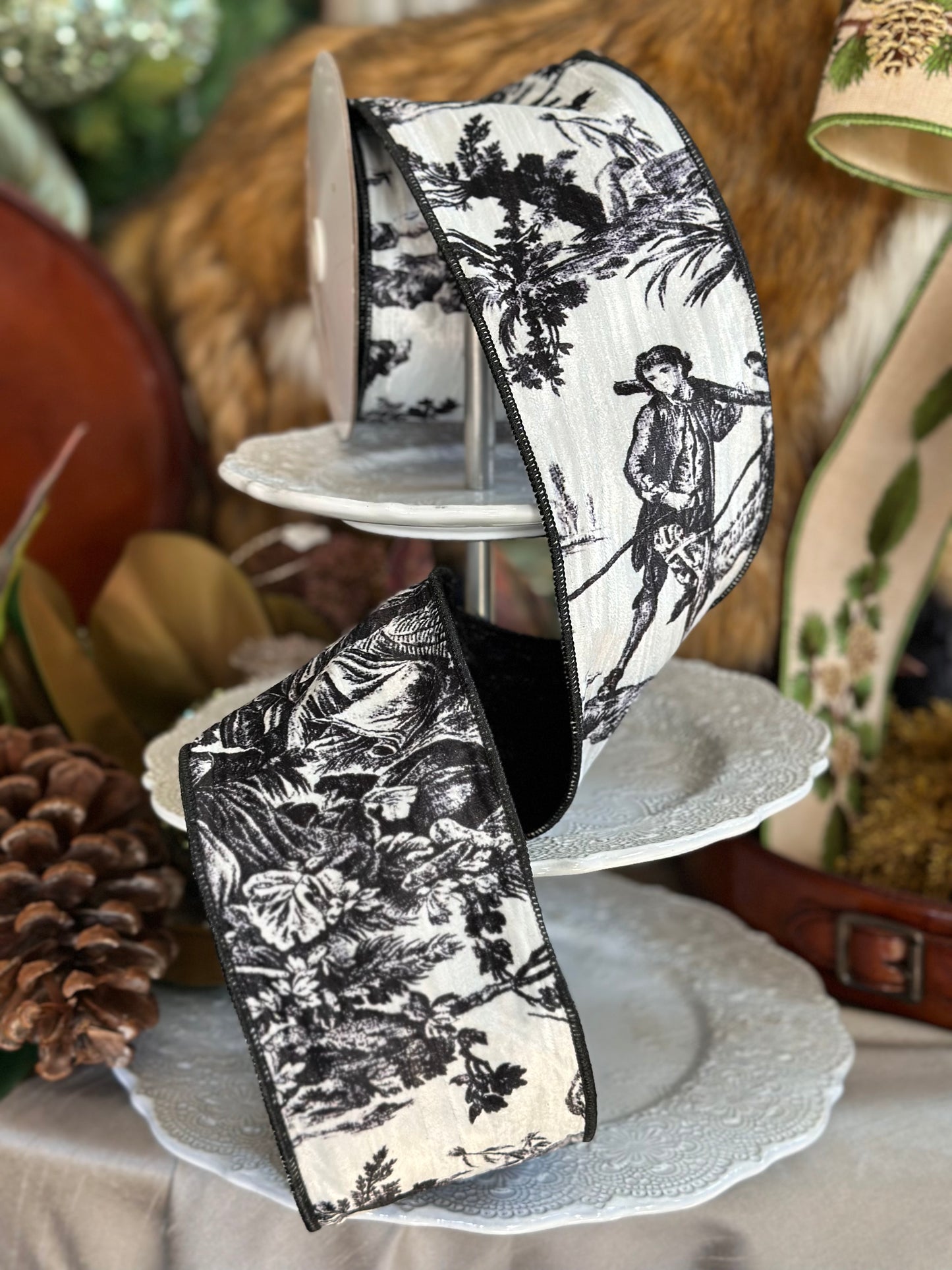 4" VELVET TOILE RIBBON- BLACK WHITE