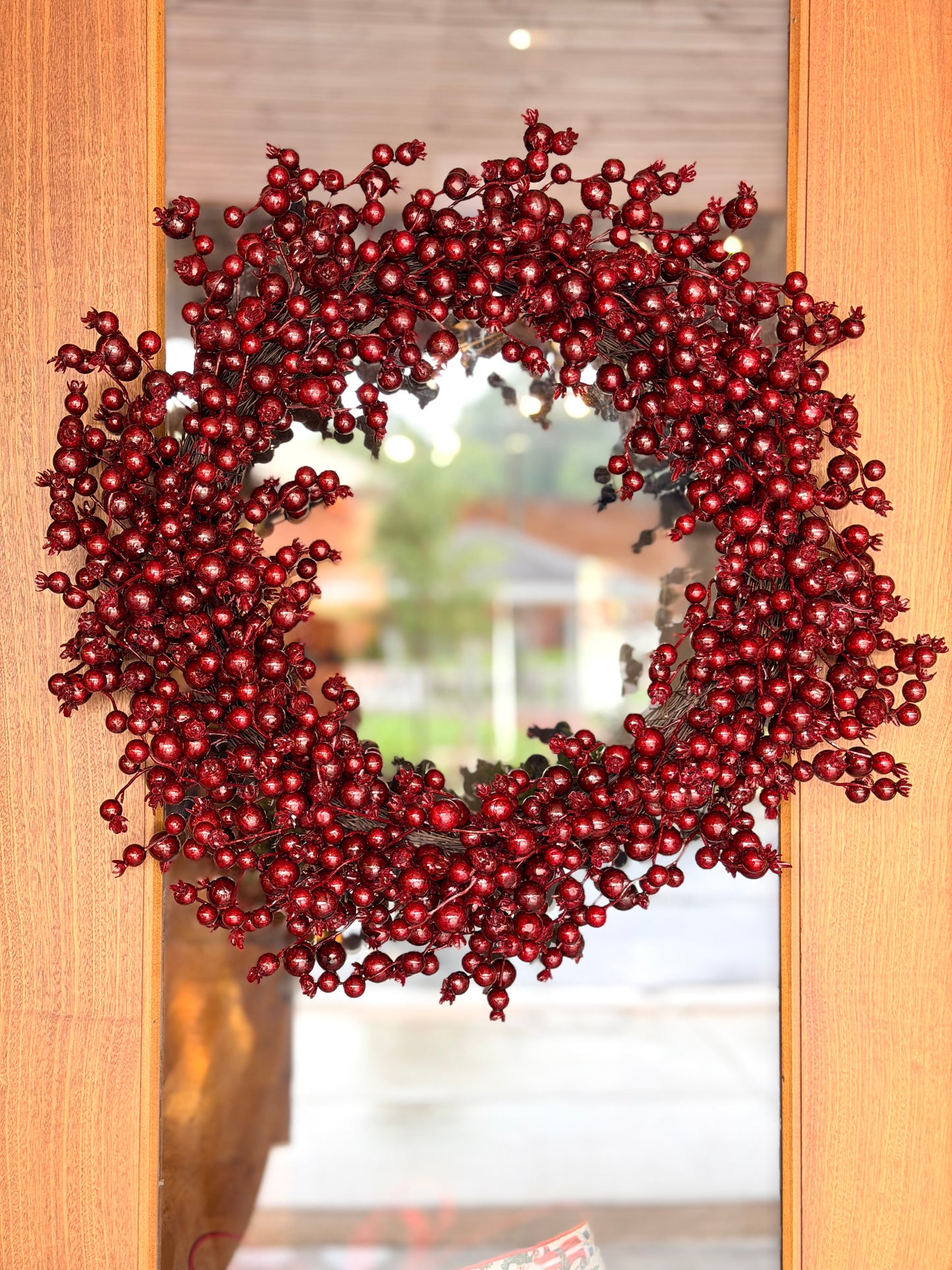28" WP BERRY RIDGE WREATH