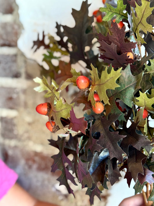 25" OAK LEAF HANGING BUSH WITH ACORNS, BROWN/GREEN