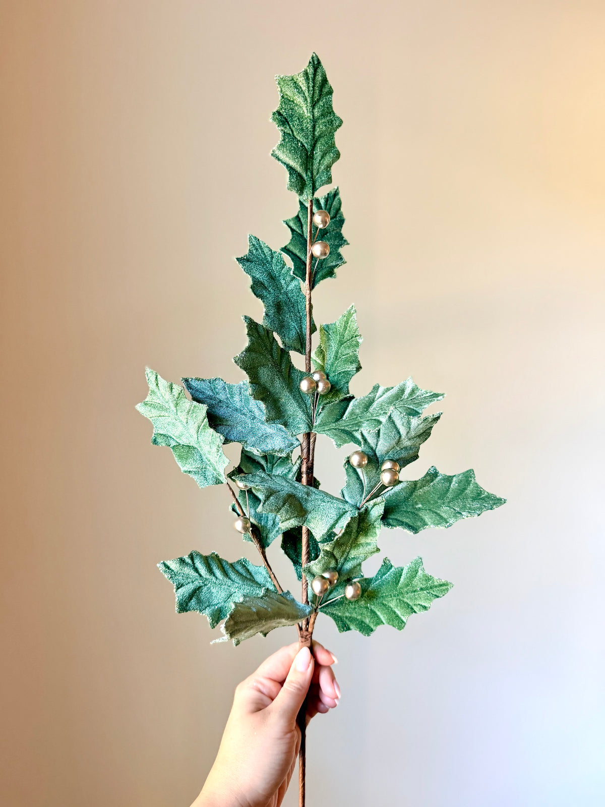31" GARDEN HOLIDAY HOLLY SPRAY