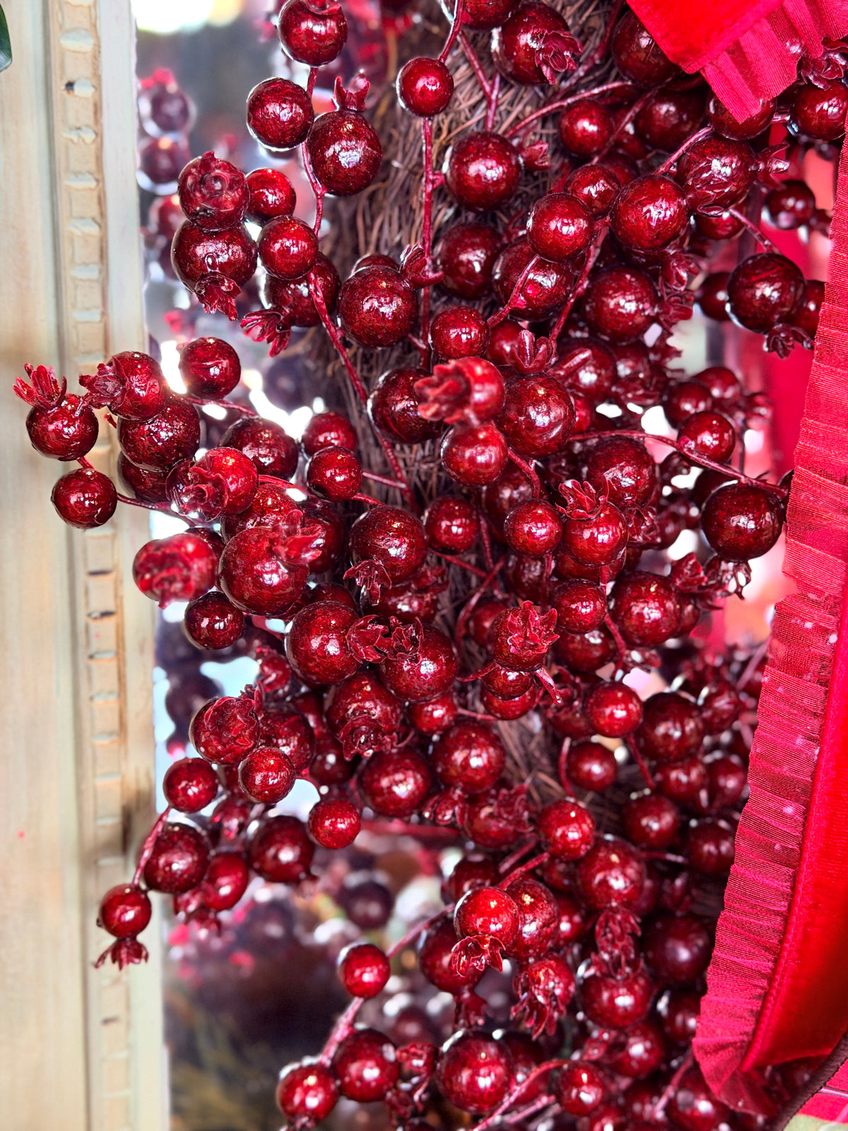Berry Ridge Wreath & Bow