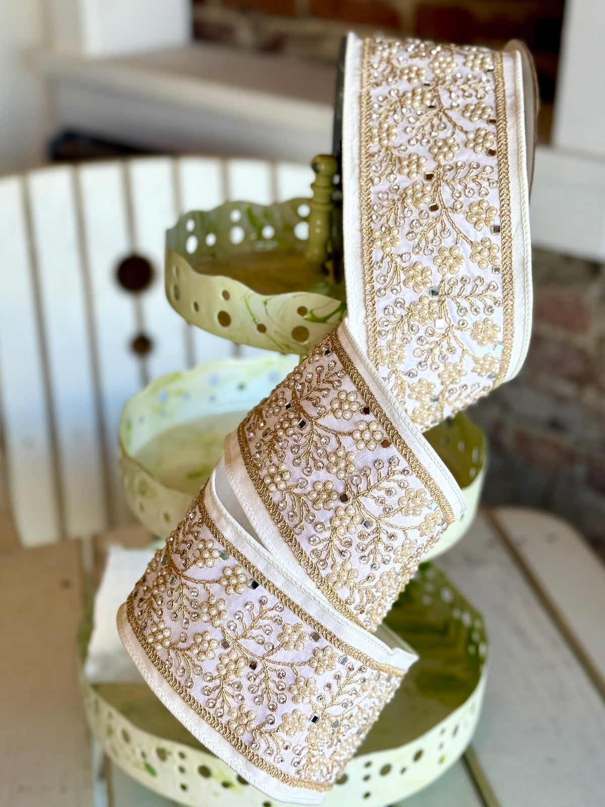 3.5” Heirloom Pearls - Ivory, SOLD BY THE YARD