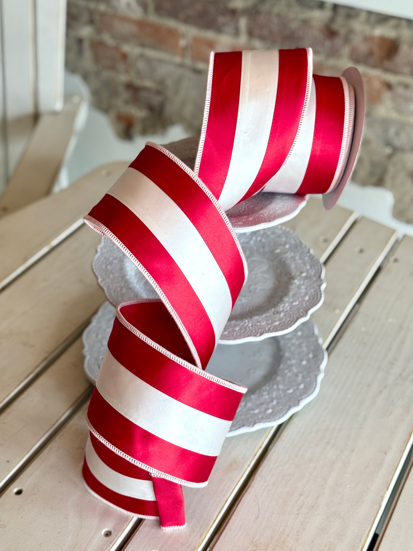 4” JME Fused Satin Striped Red/White
