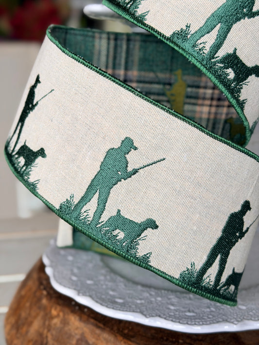 4” Linen with Green Embroidered Hunter and Dog