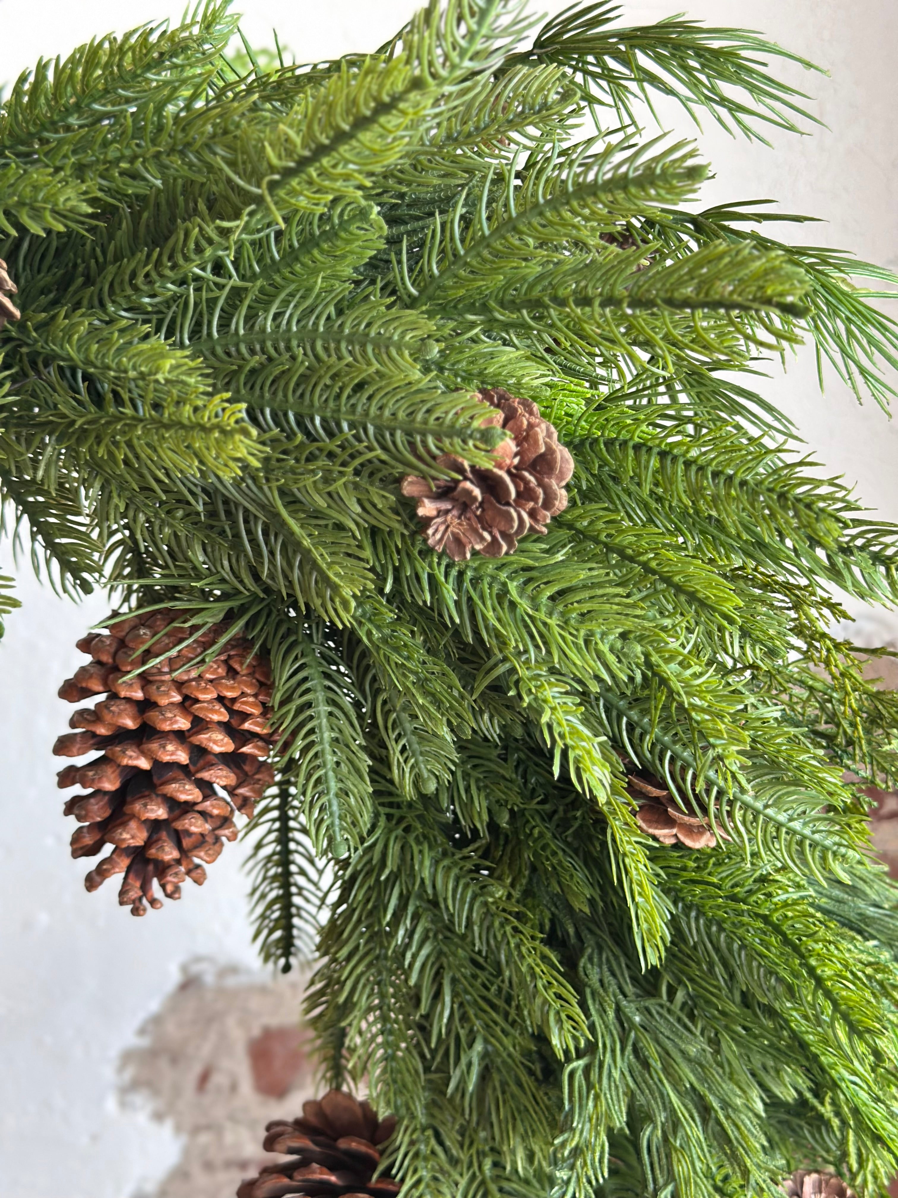Natural Touch Mix Evergreen Wreath