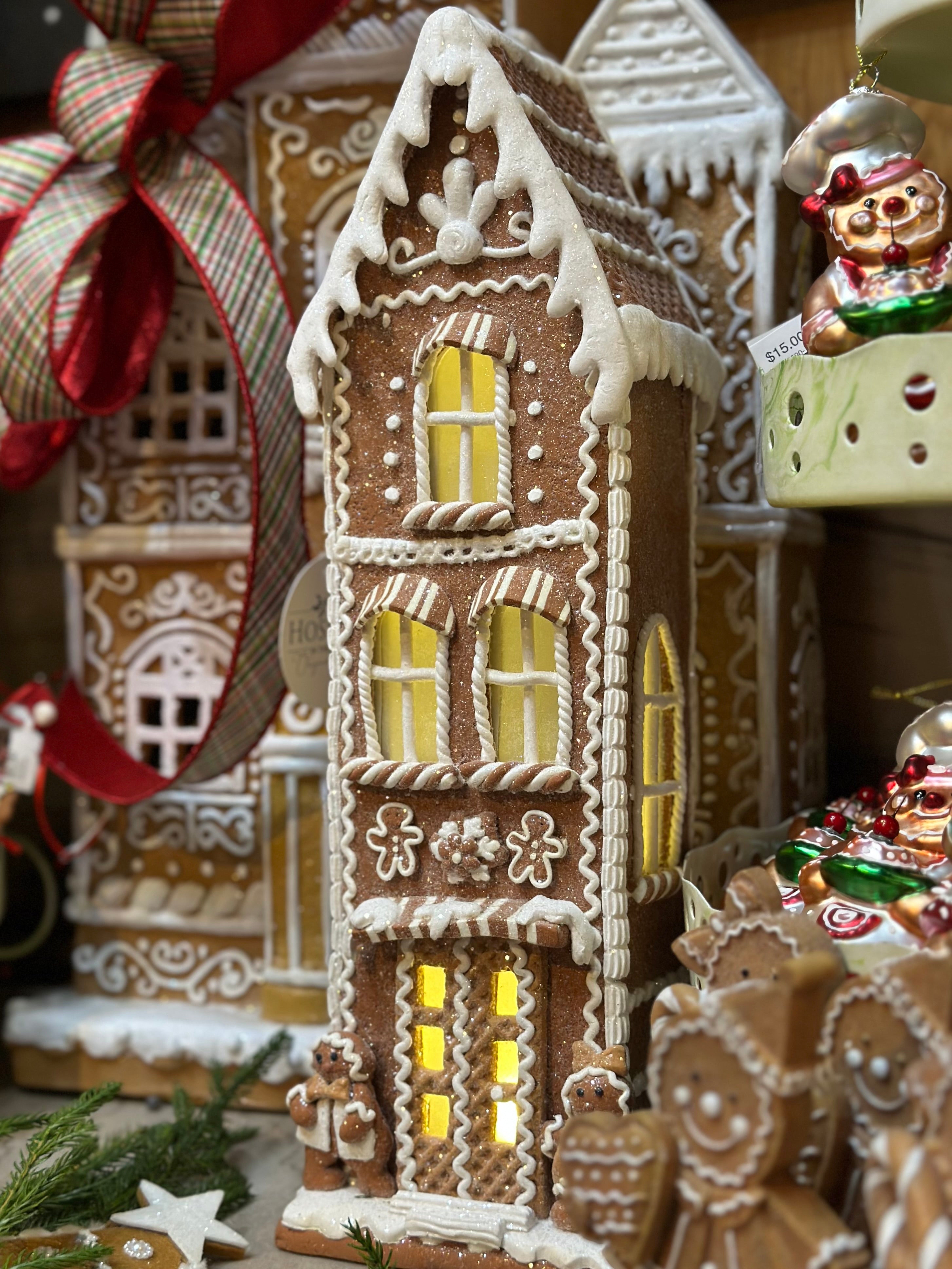 17" GINGERBREAD TUDOR HOUSE (2 STYLES)