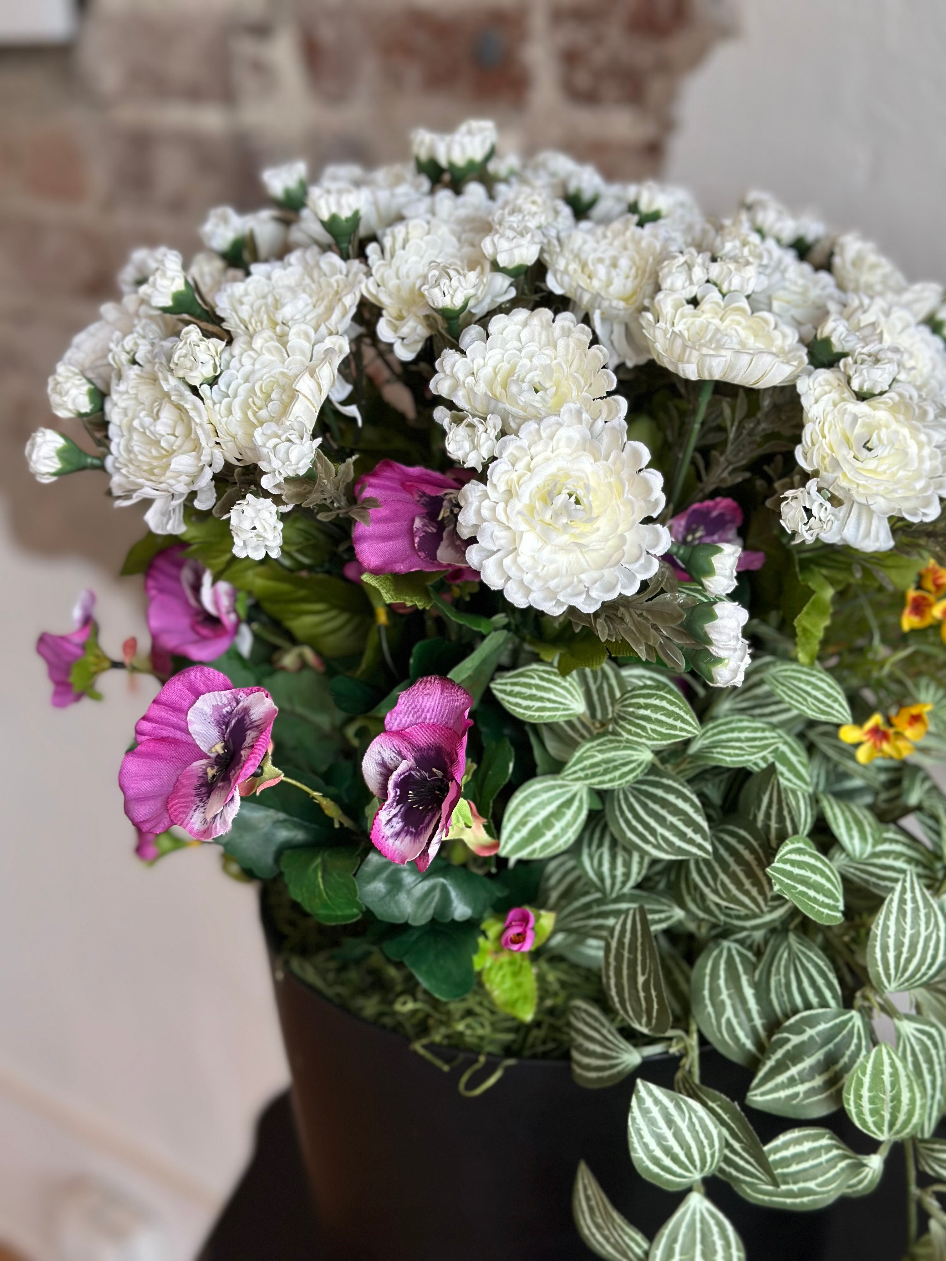 White Mum with Pansy and Waxflower Potfiller