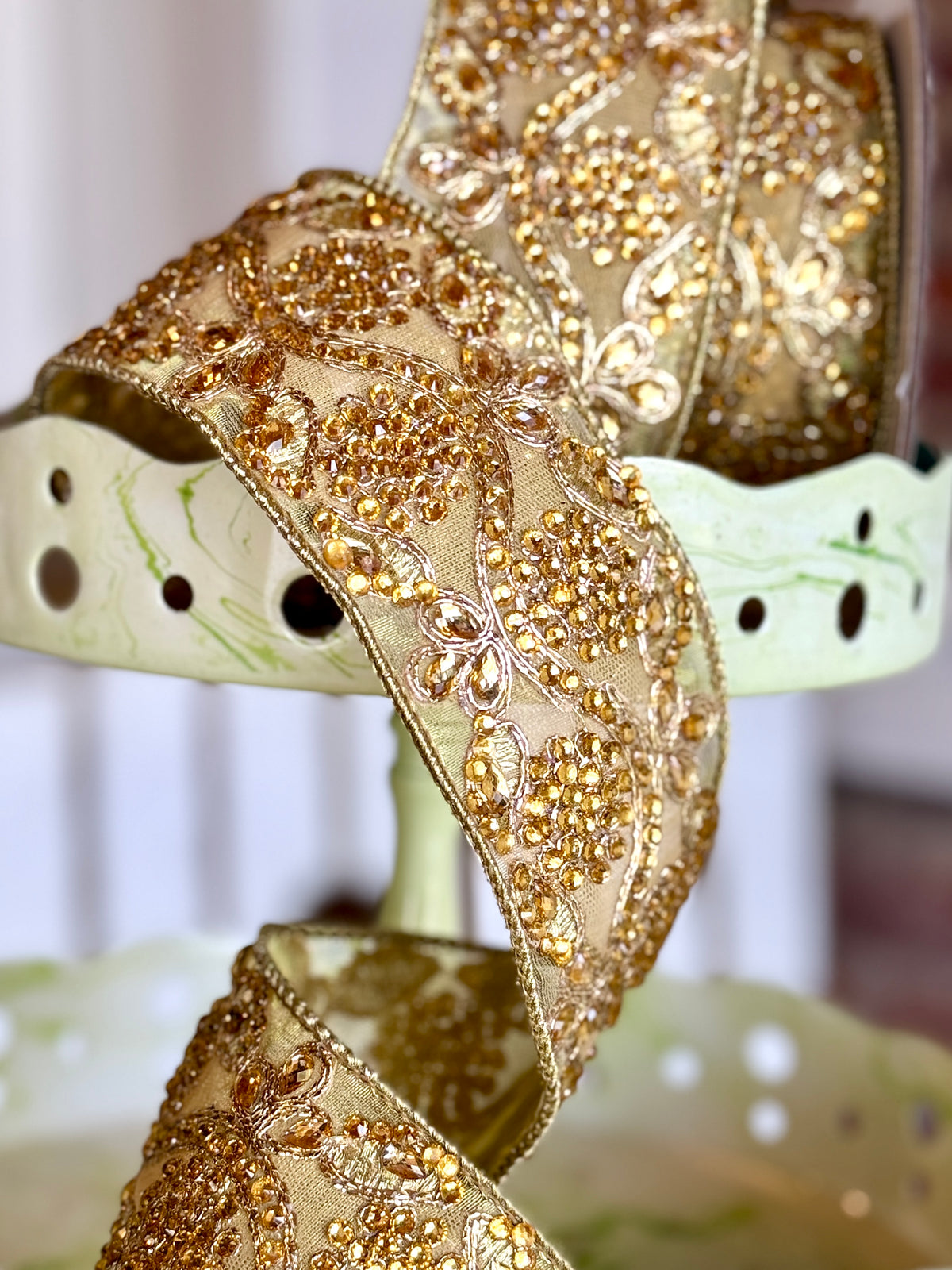 2.5” Jewel Vine - Gold, SOLD BY THE YARD