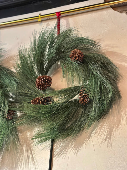 30" HORSETAIL PINE WREATH W/CONE