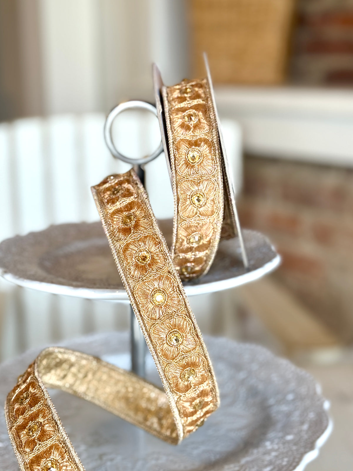 1” Fleurish, Antique Gold, SOLD BY THE YARD