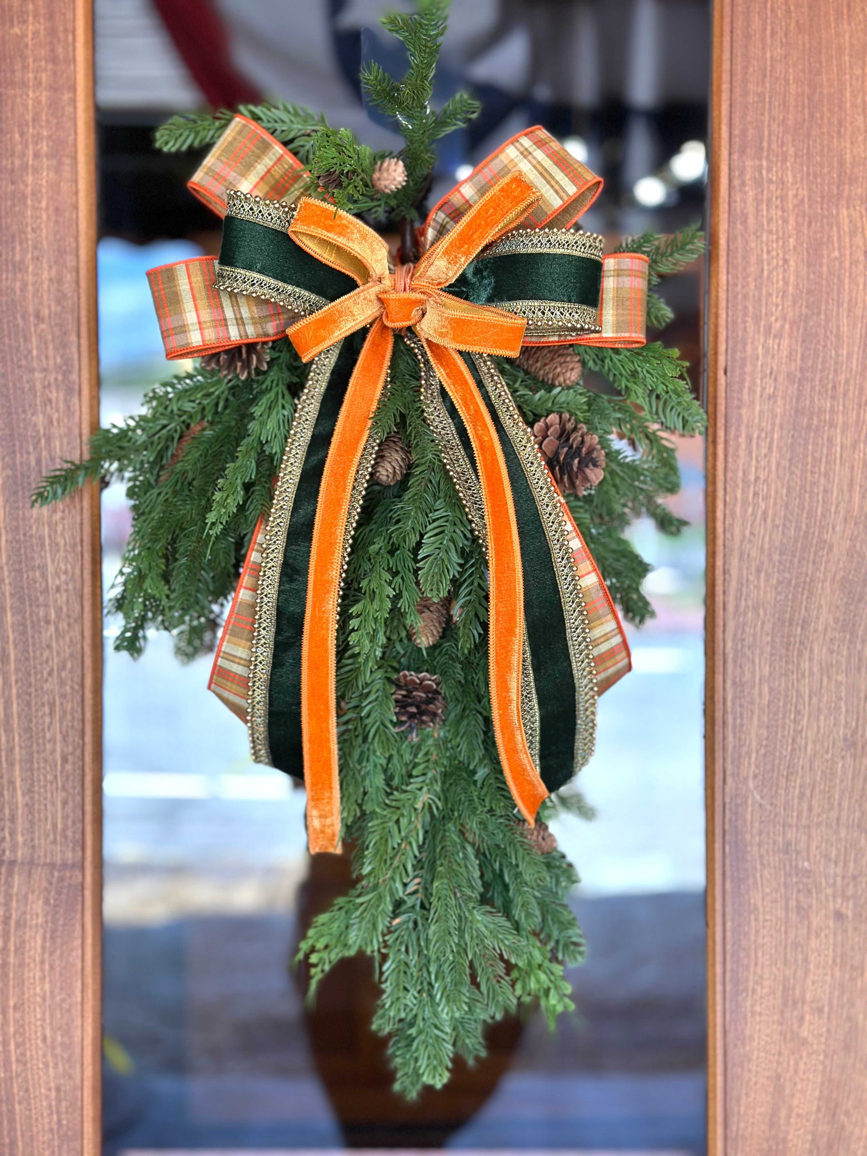 Noble Cedar and Bow Drop
