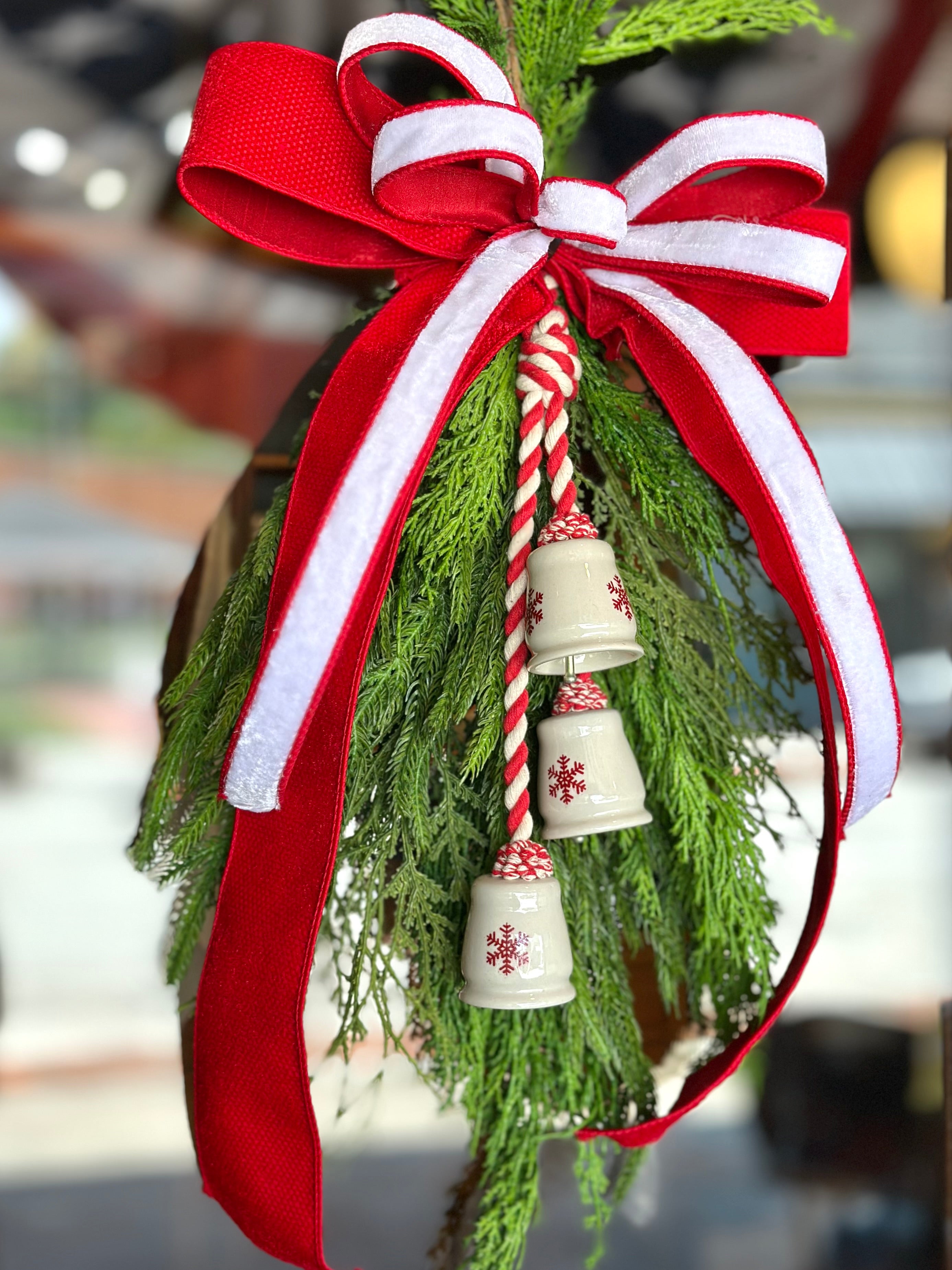 Red Winter Bell Drop