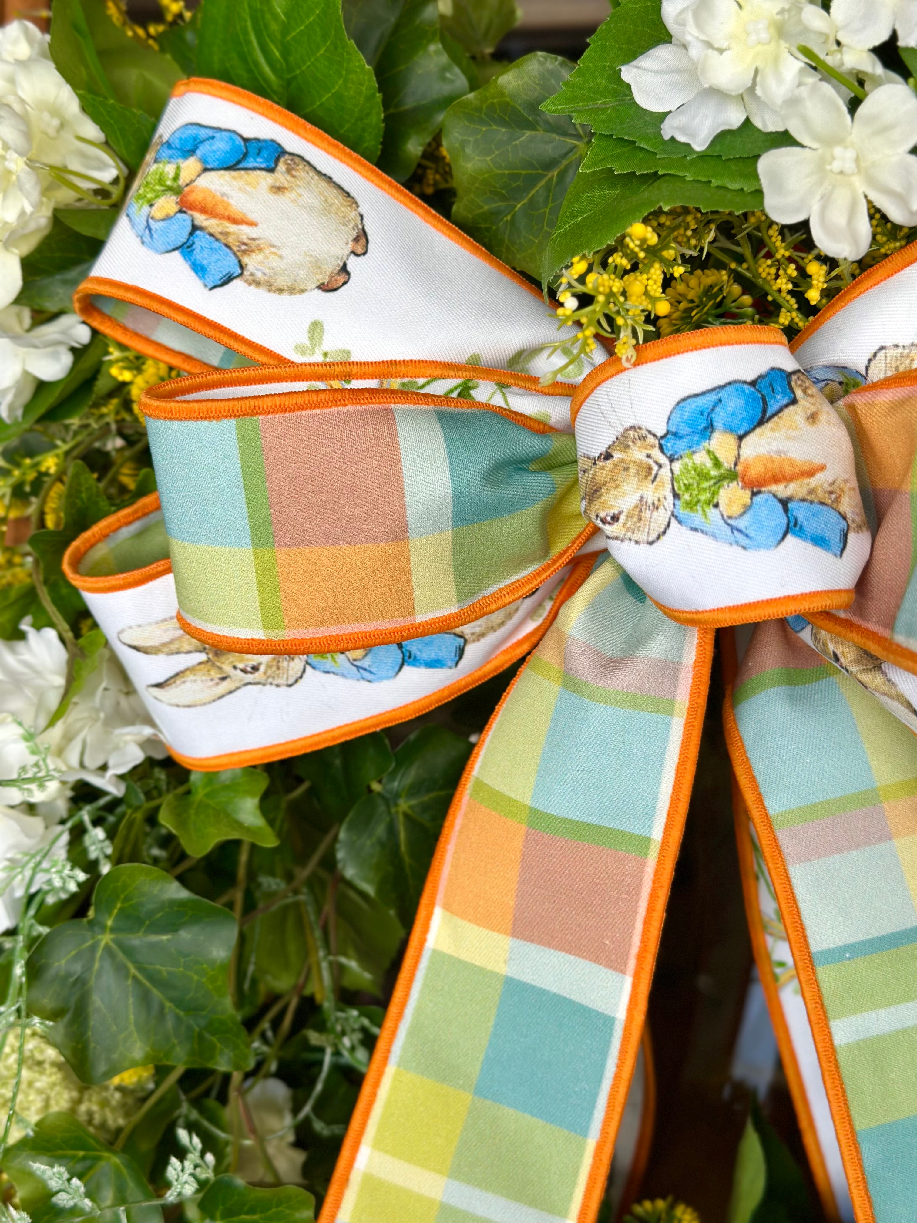 Peter Rabbit Bow