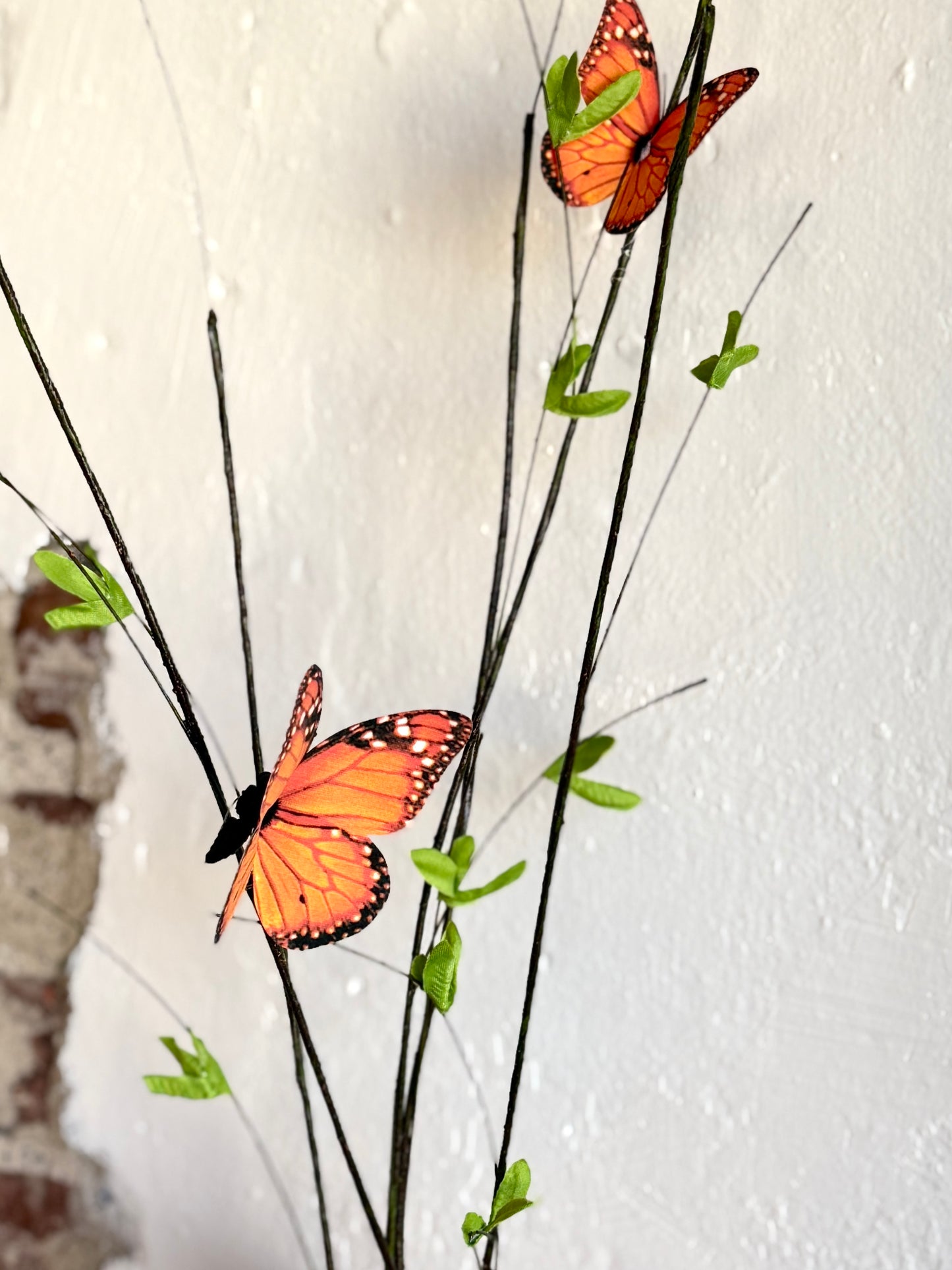 TRIPLE MONARCH WILLOW BRANCH 39"