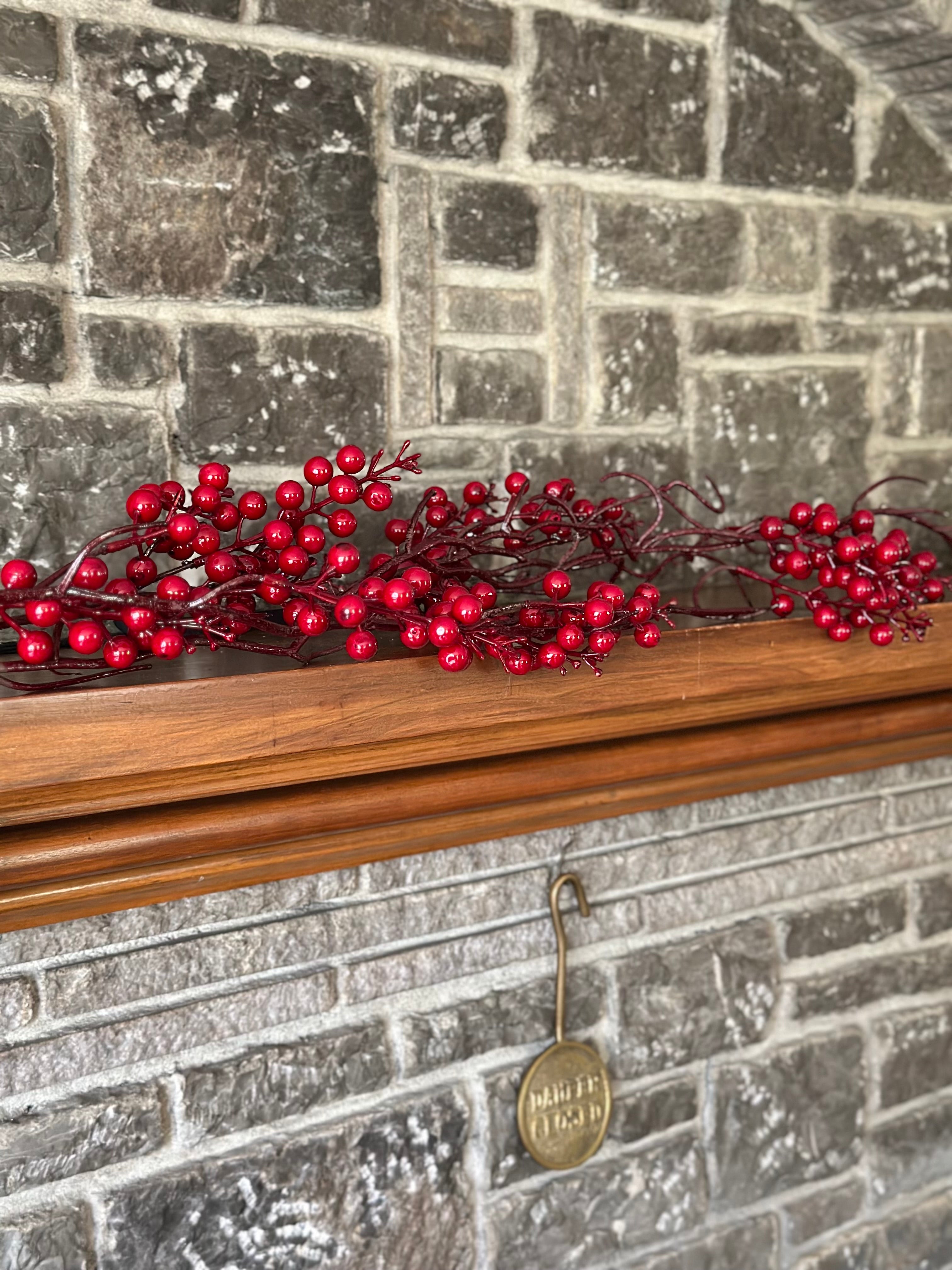 55" DRIPPING BERRY GARLAND