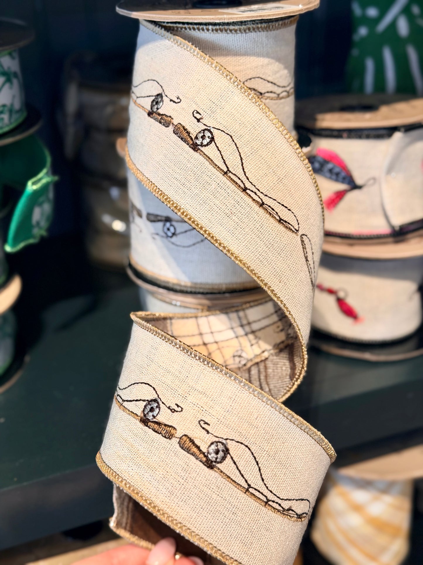 2.5” Linen Embroidery Fishing Rod with Plaid Back