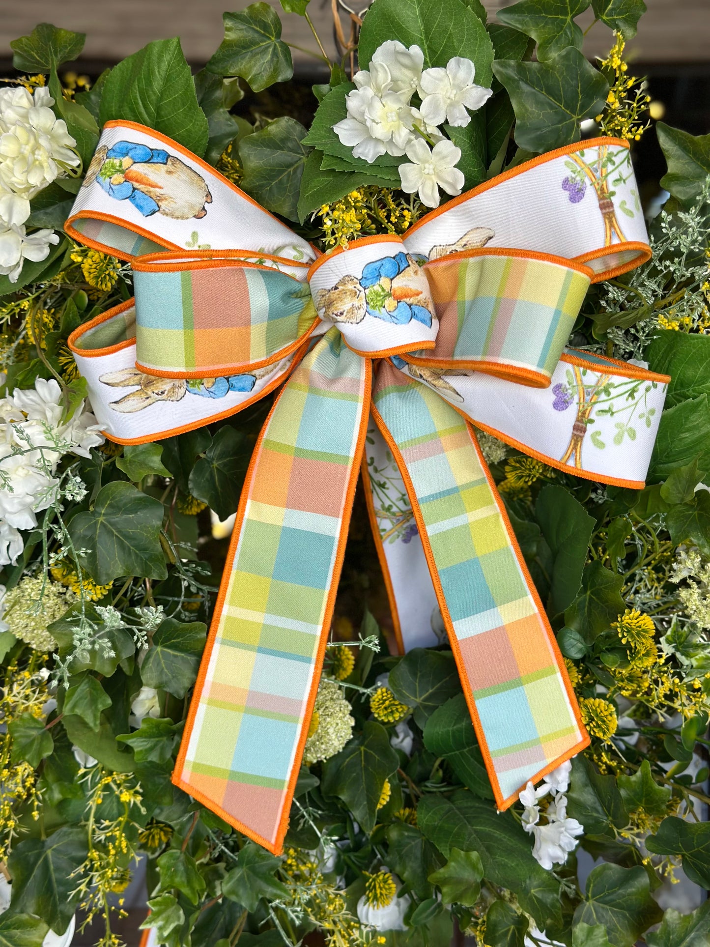 Peter Rabbit Bow