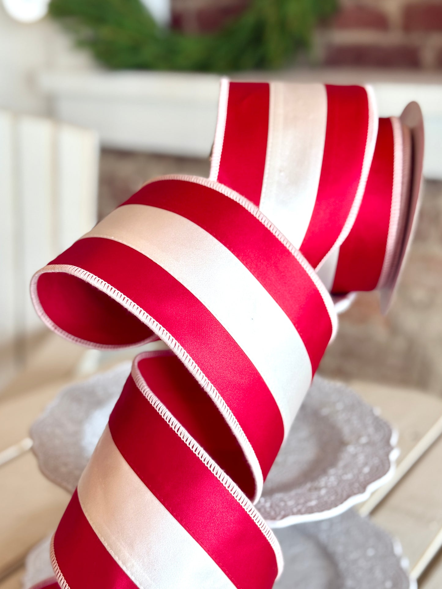4” JME Fused Satin Striped Red/White