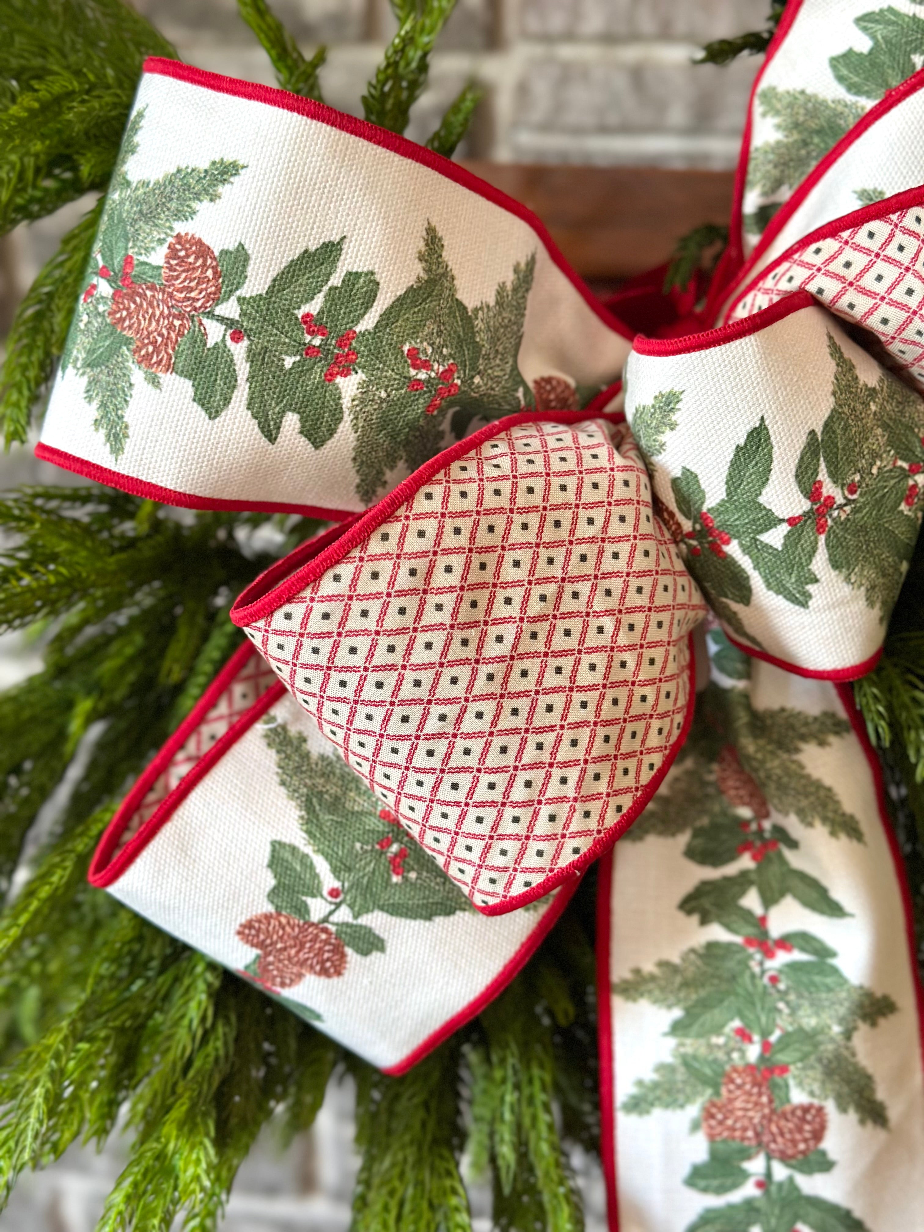 A Classic Christmas Ribbon